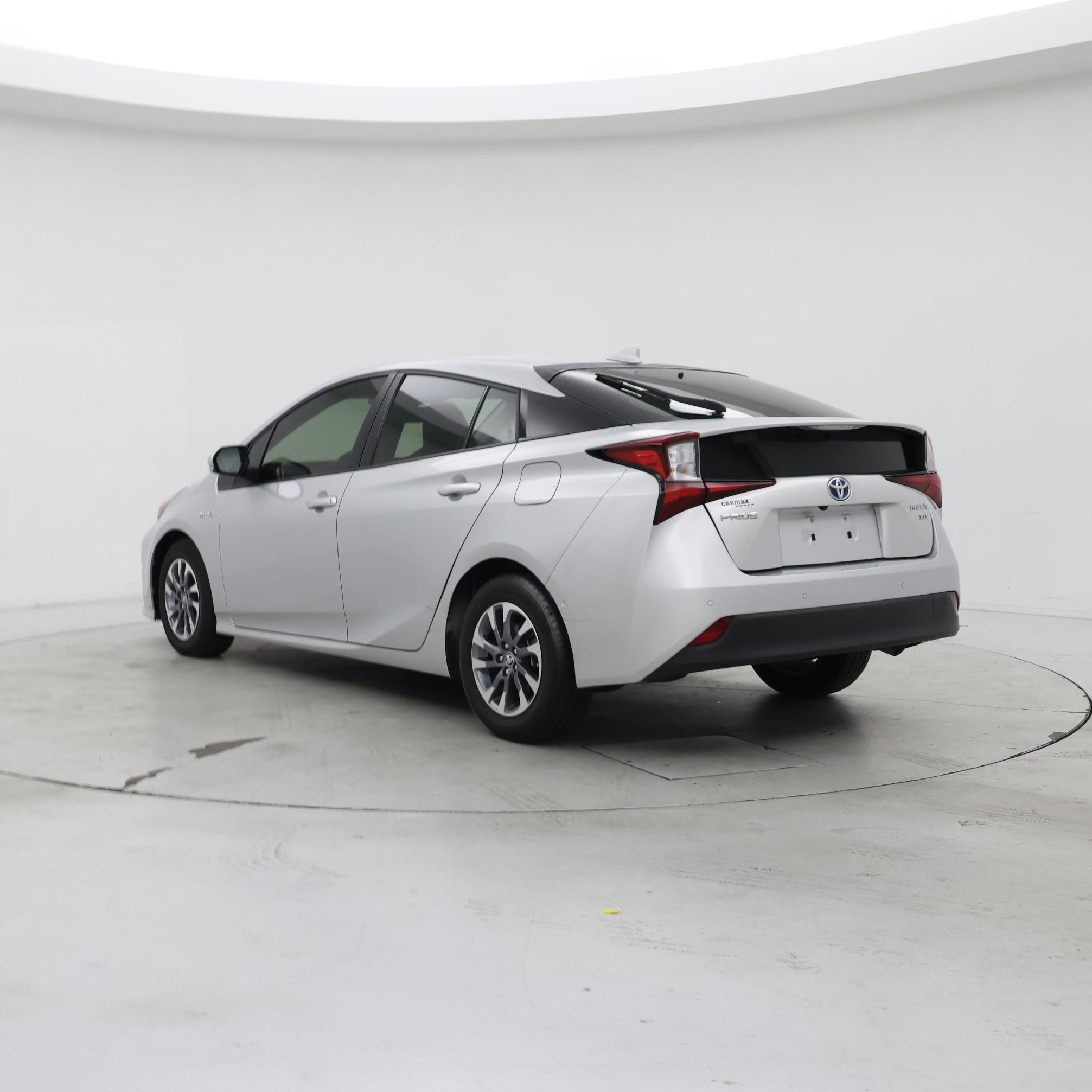 Thumbnail: 2022 Toyota Prius - 2