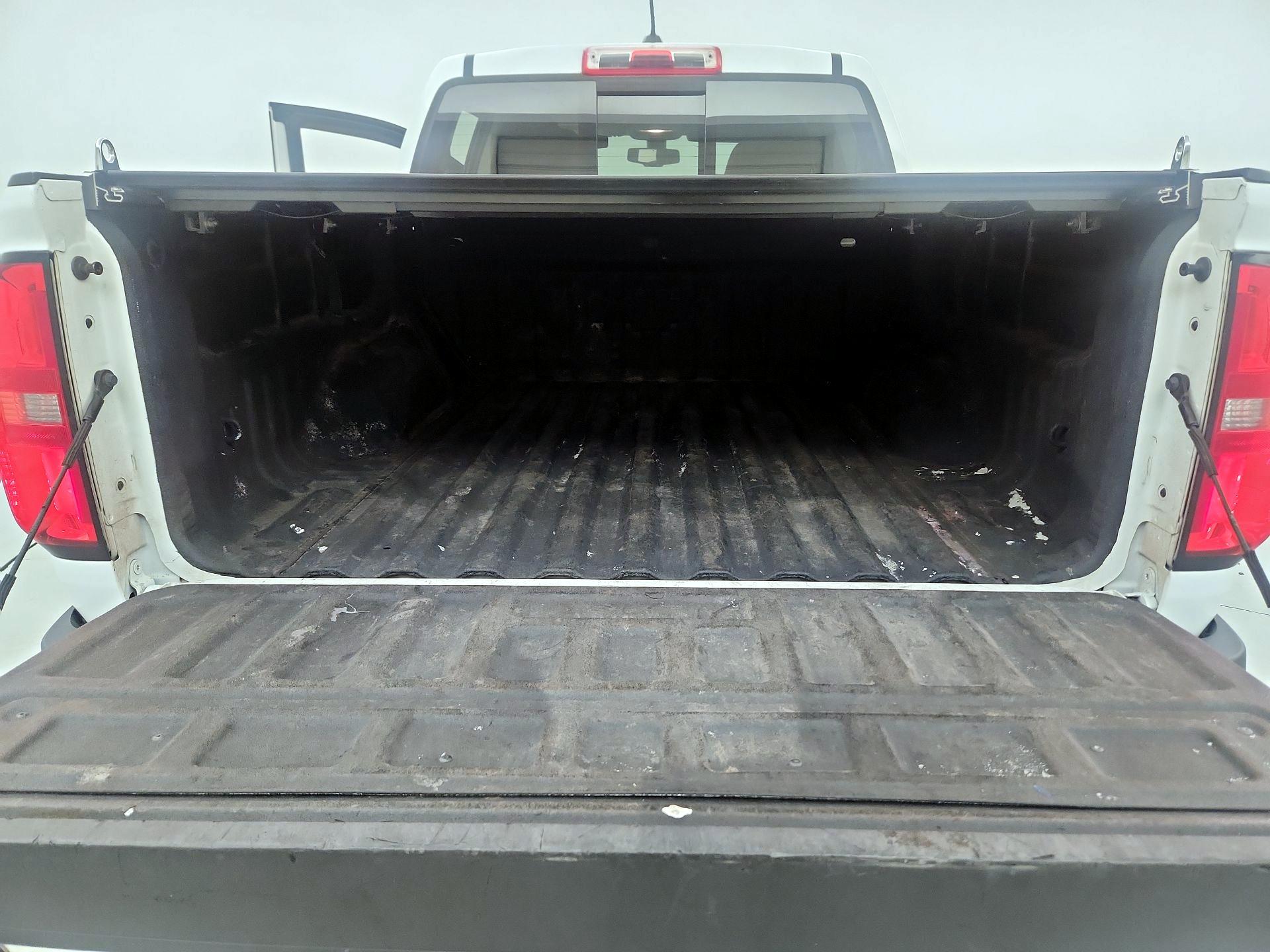 Thumbnail: 2019 Chevrolet Colorado - 20