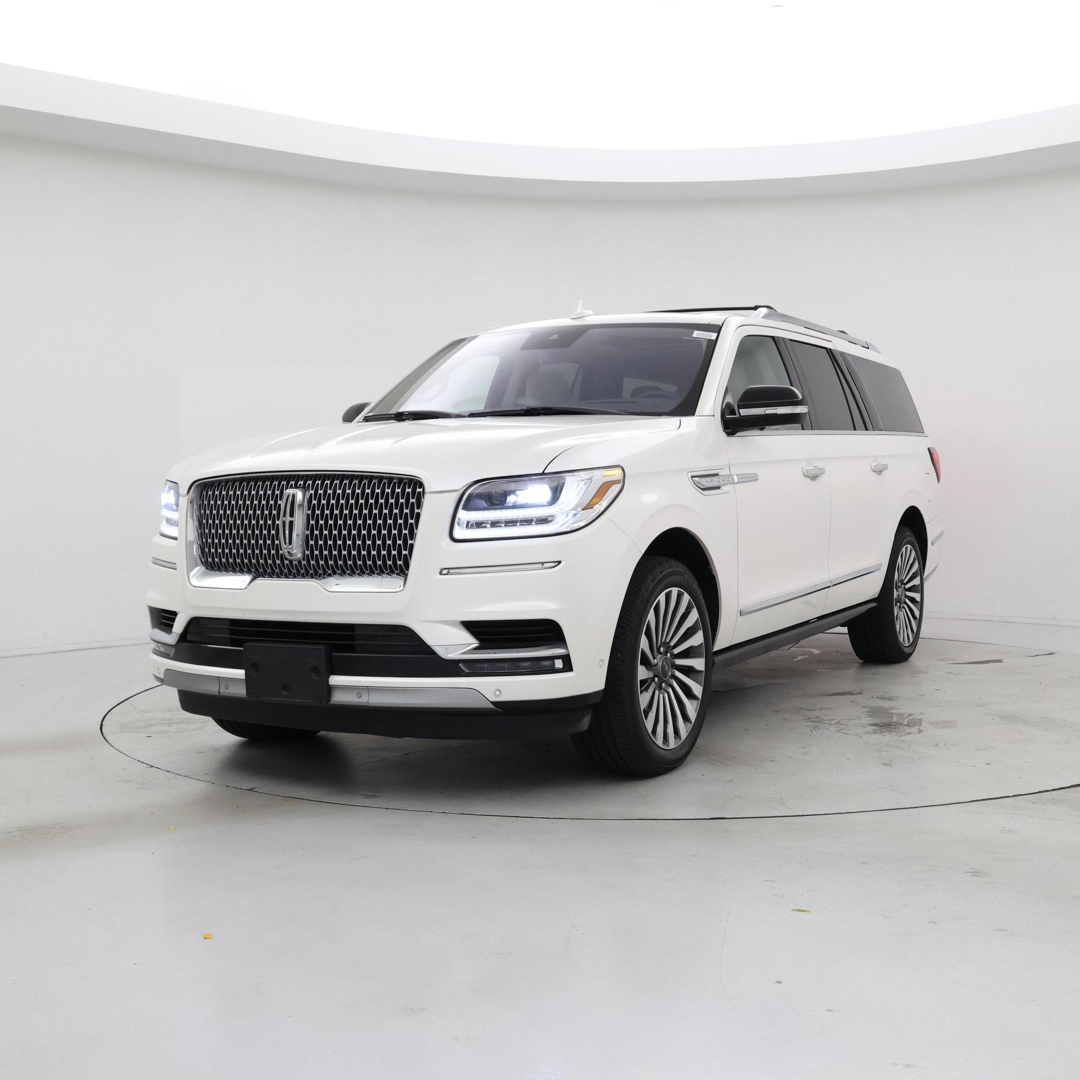 Thumbnail: 2019 Lincoln Navigator L - 4
