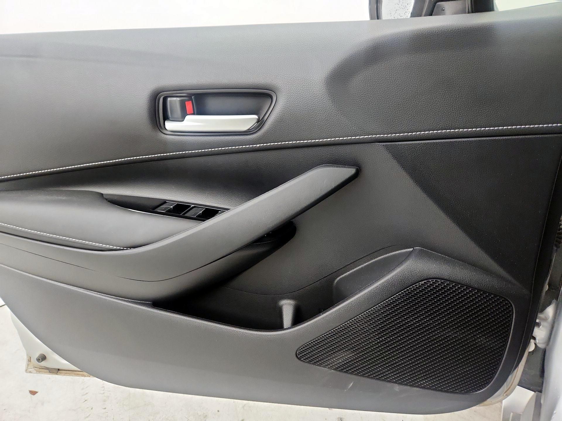 Thumbnail: 2023 Toyota Corolla - 12