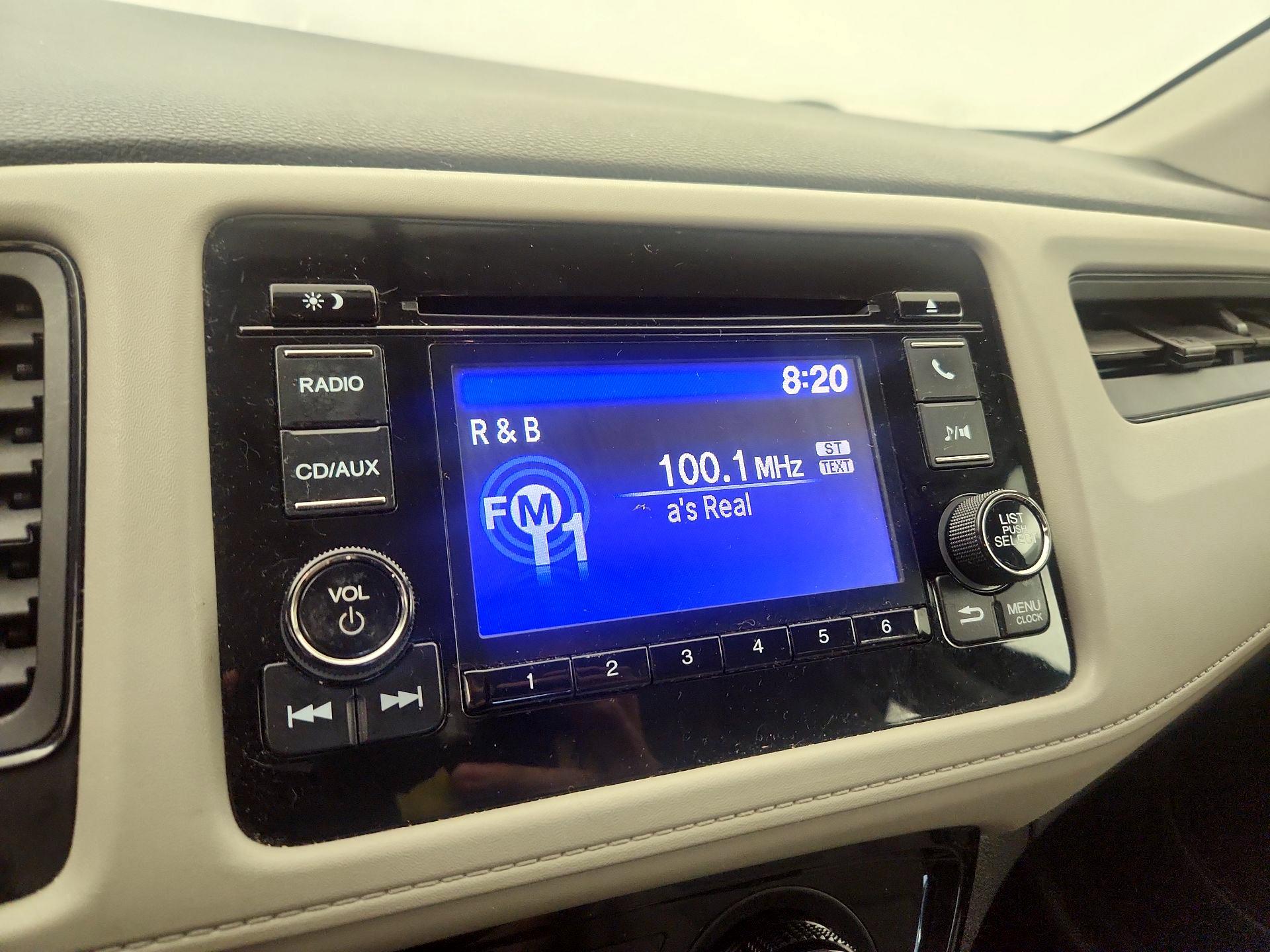 Thumbnail: 2016 Honda HR-V - 15