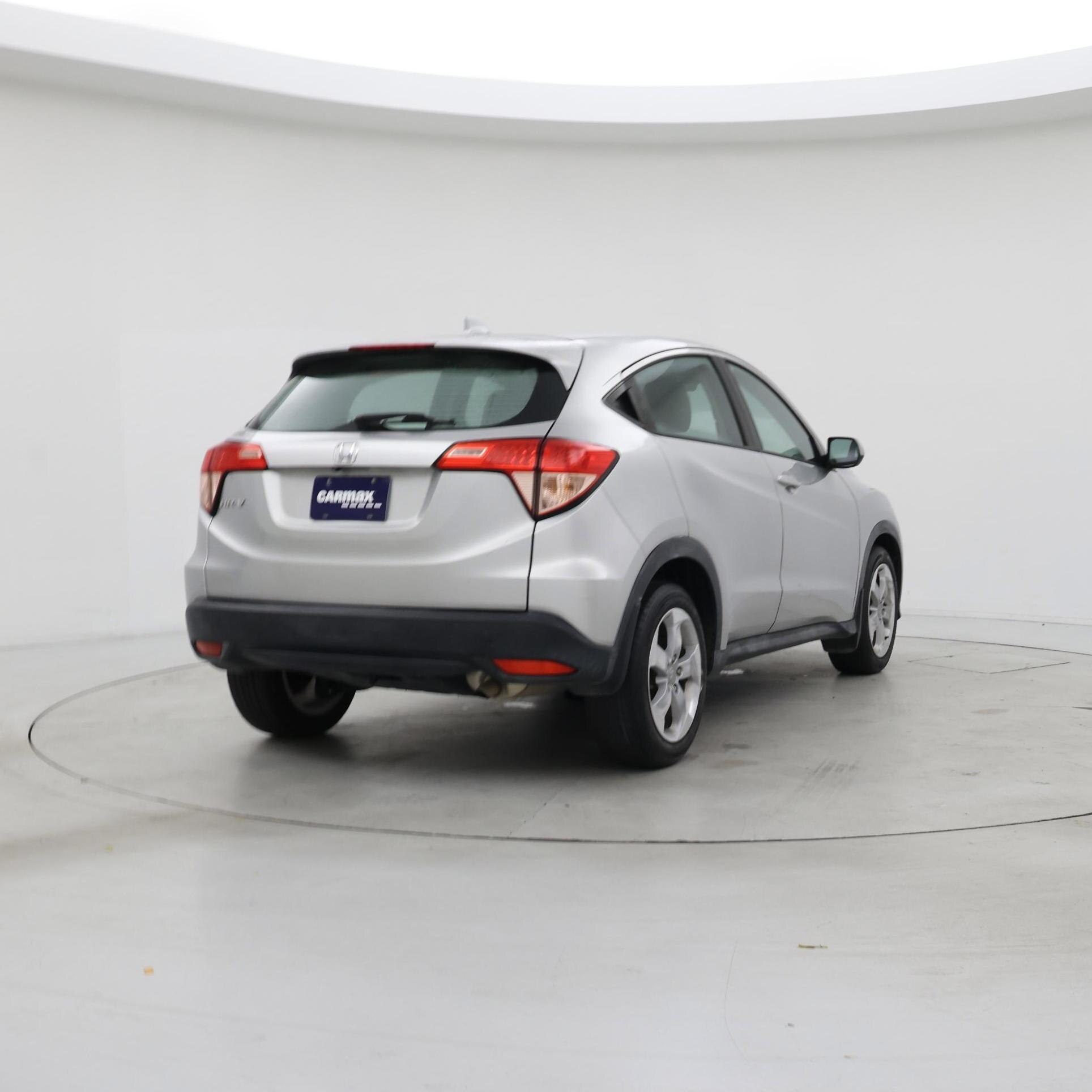 Thumbnail: 2016 Honda HR-V - 8