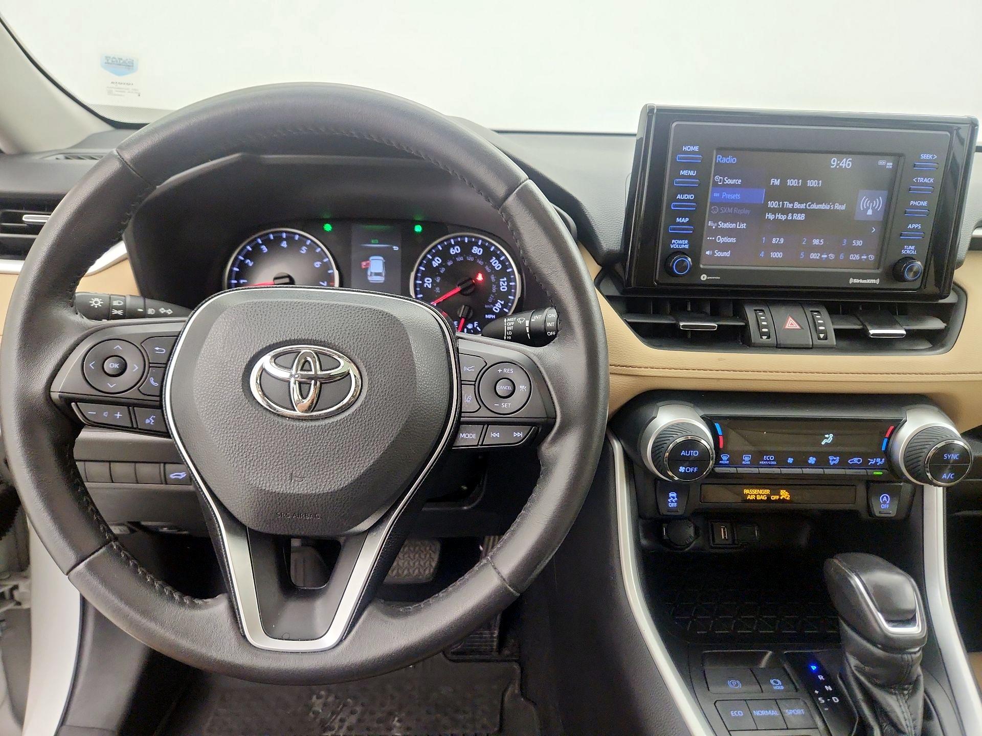 Thumbnail: 2021 Toyota RAV4 - 9