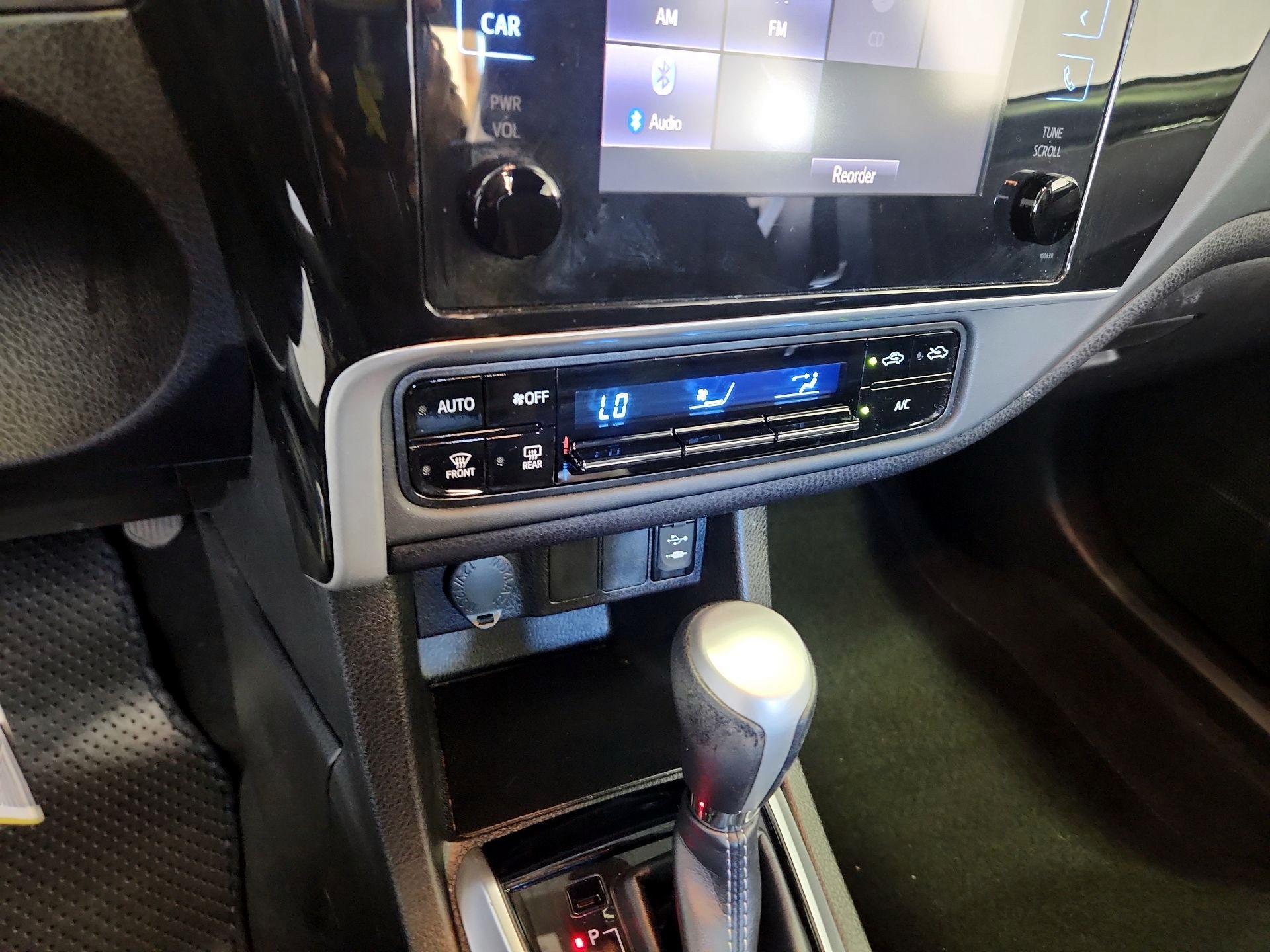 Thumbnail: 2019 Toyota Corolla - 16