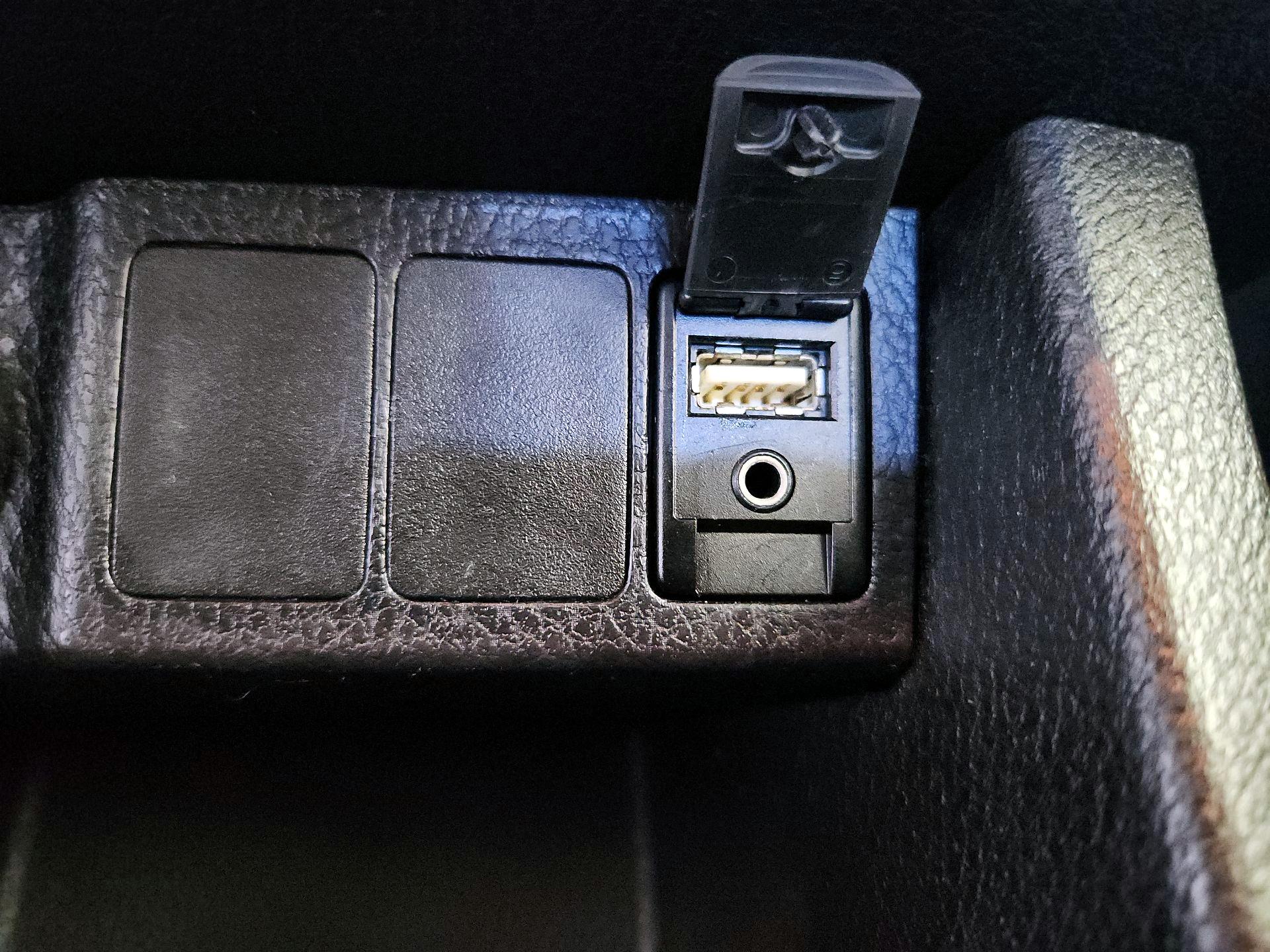 Thumbnail: 2019 Toyota Corolla - 18