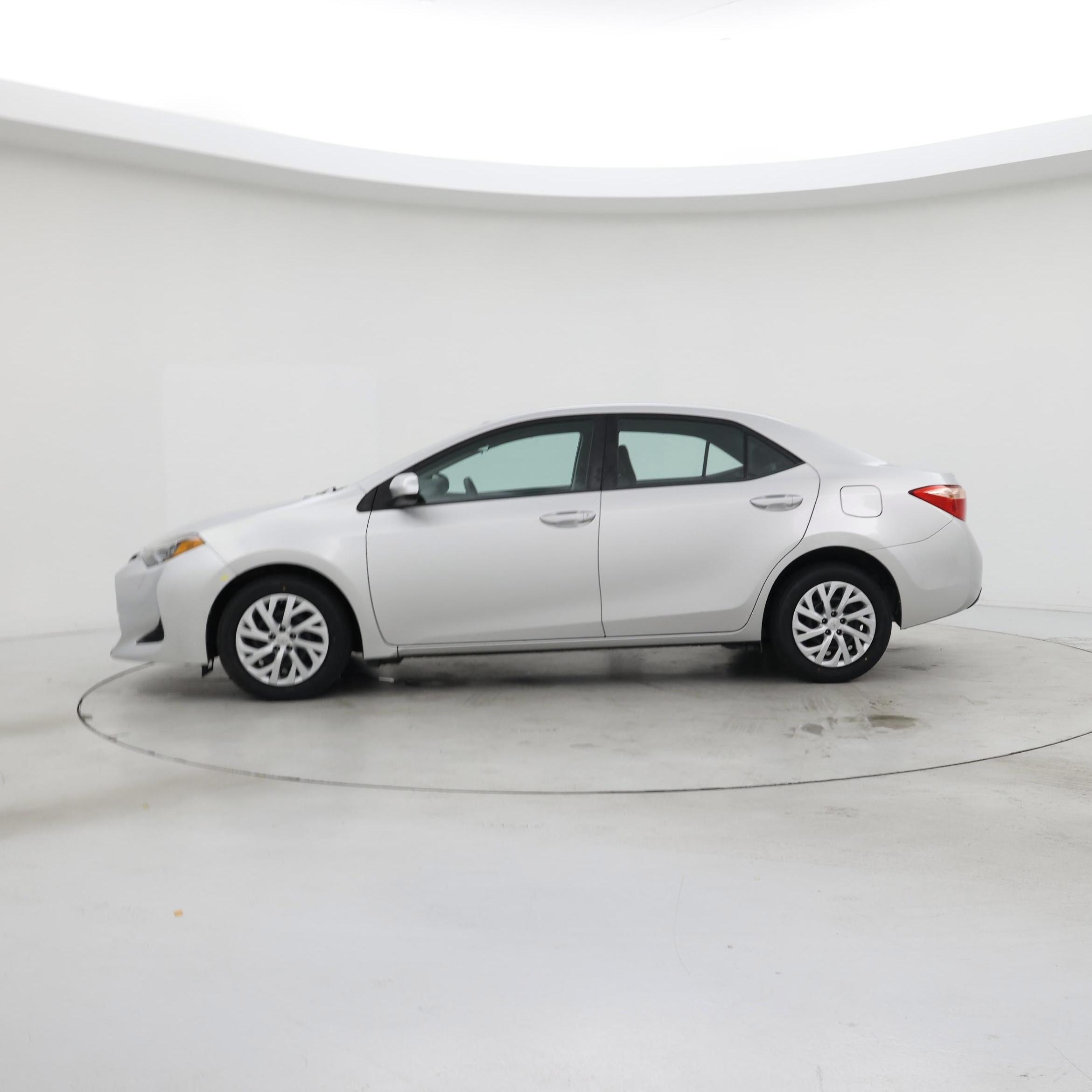 Thumbnail: 2019 Toyota Corolla - 3