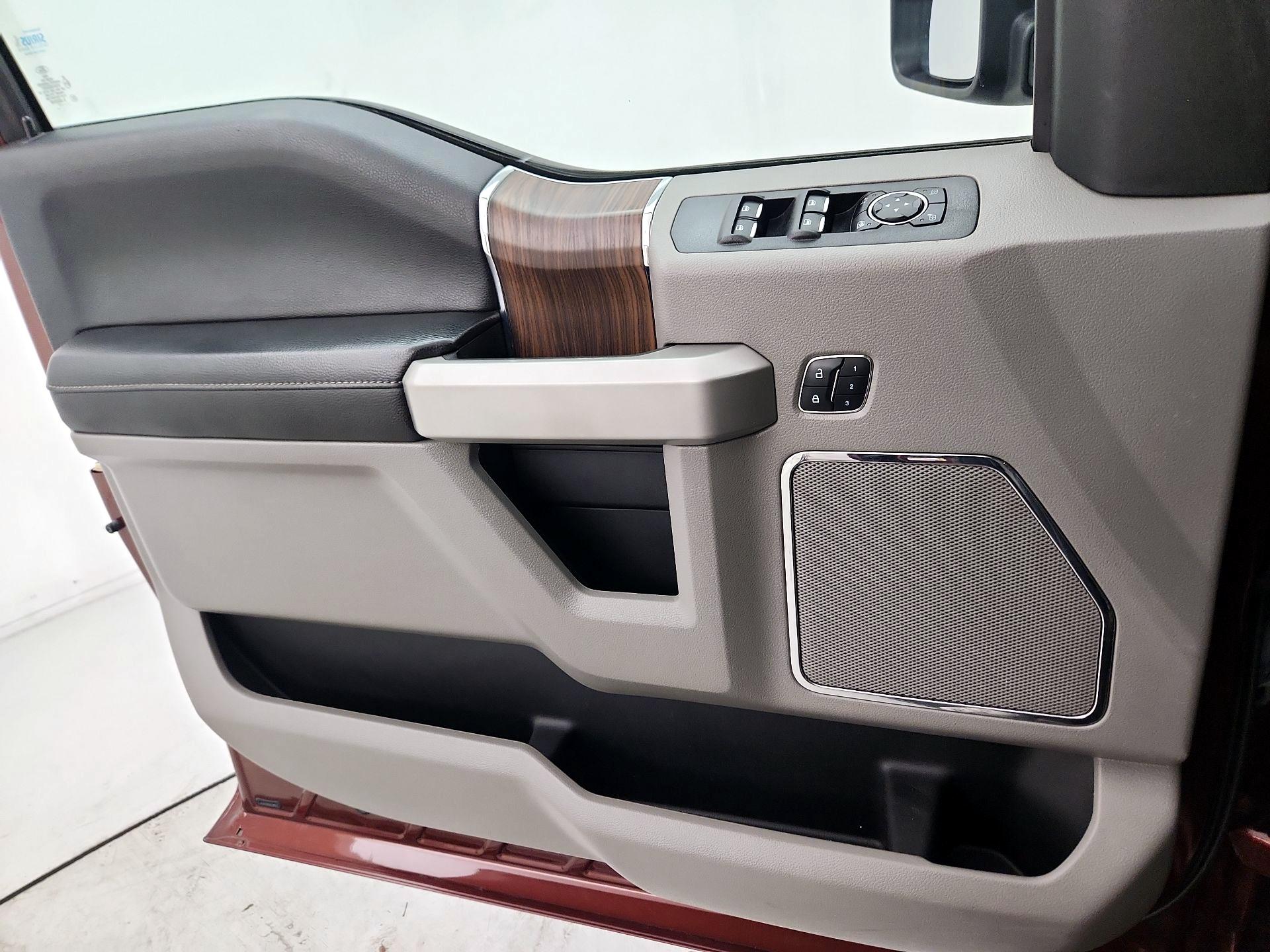 Thumbnail: 2017 Ford F-150 - 12