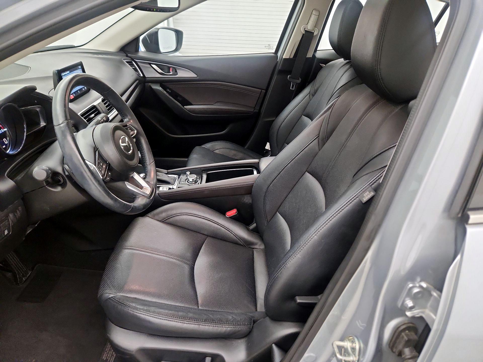 Thumbnail: 2017 Mazda Mazda3 - 11