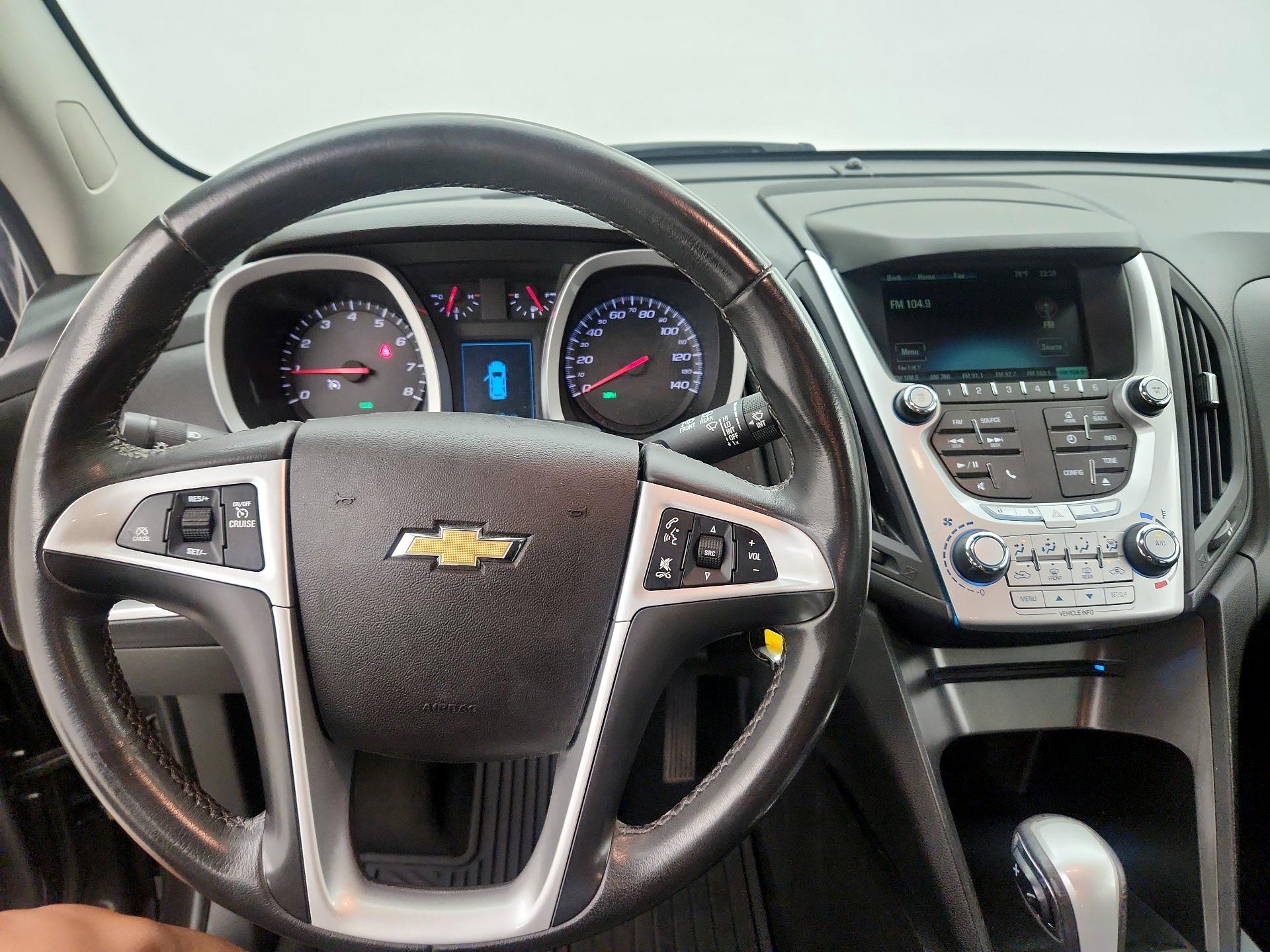 Thumbnail: 2015 Chevrolet Equinox - 9
