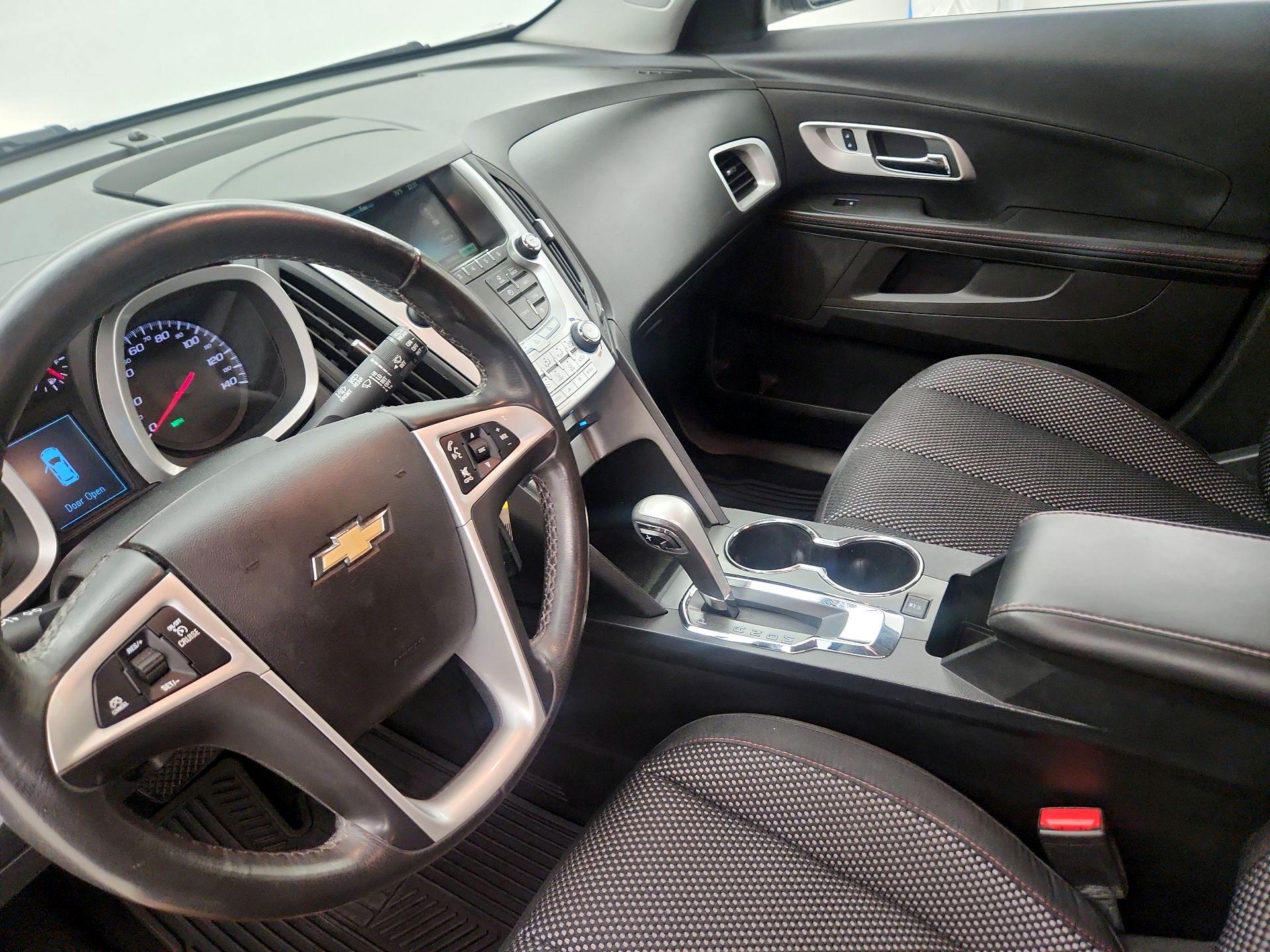 Thumbnail: 2015 Chevrolet Equinox - 11