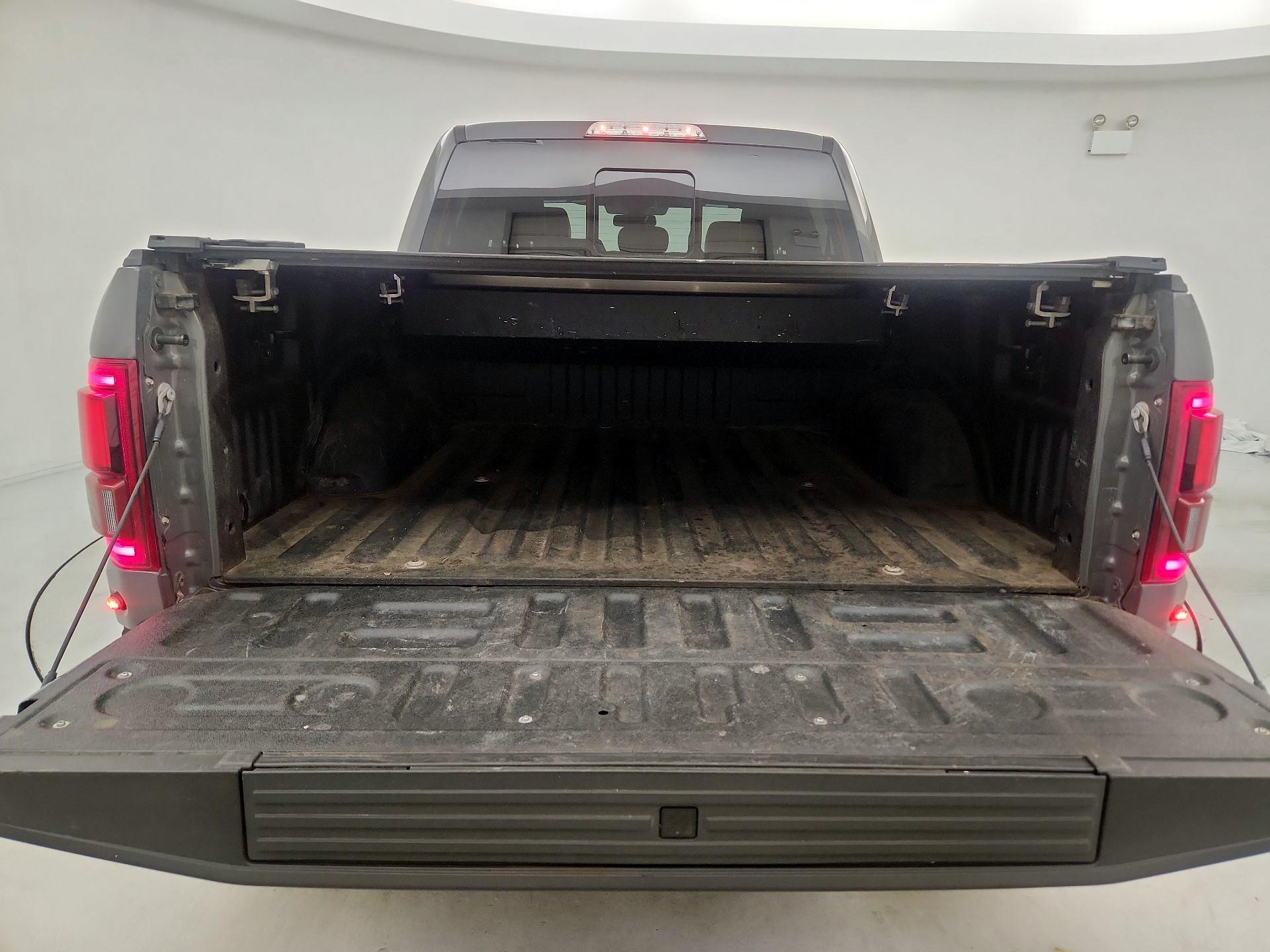 Thumbnail: 2018 Ford F-150 - 19