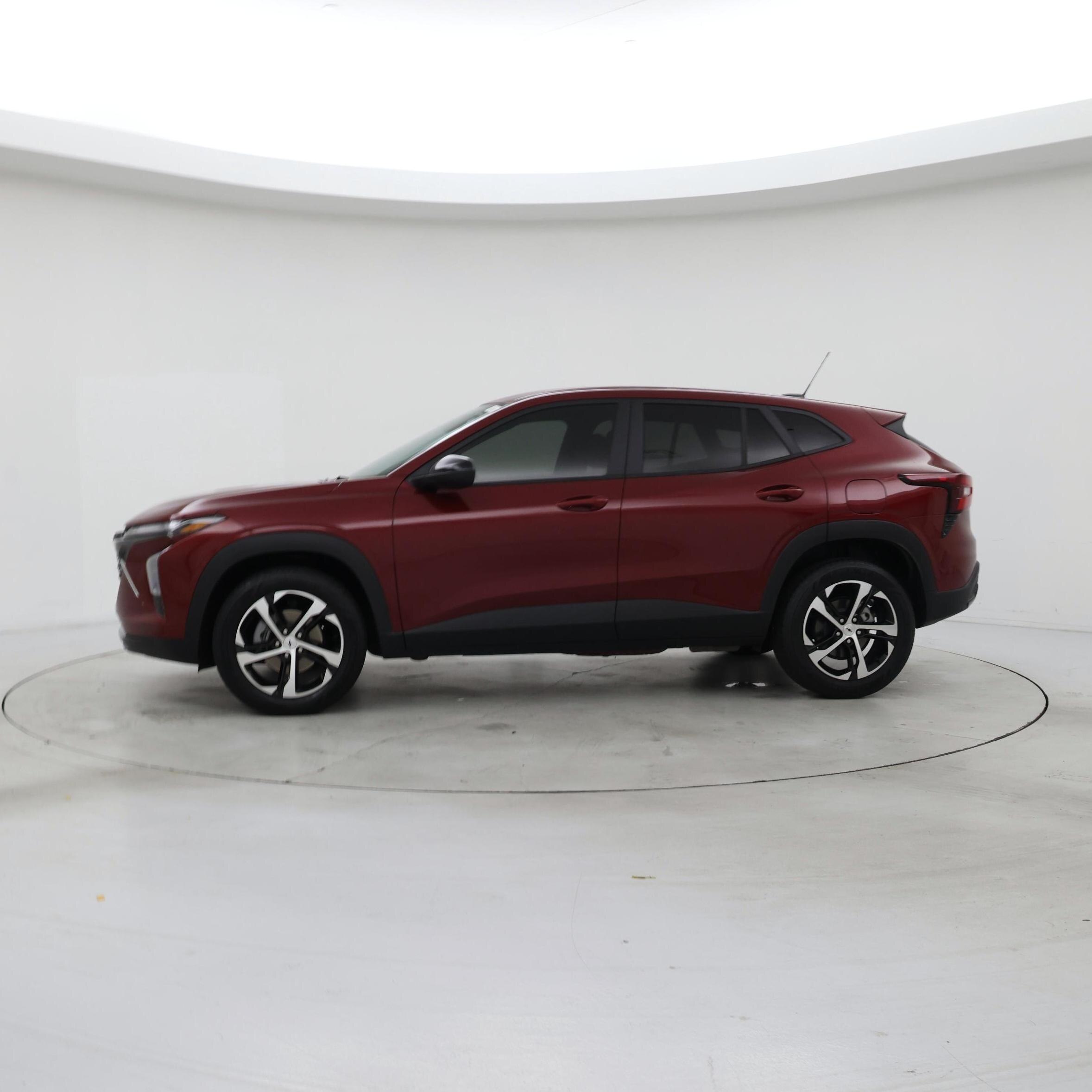 Thumbnail: 2024 Chevrolet Trax - 3