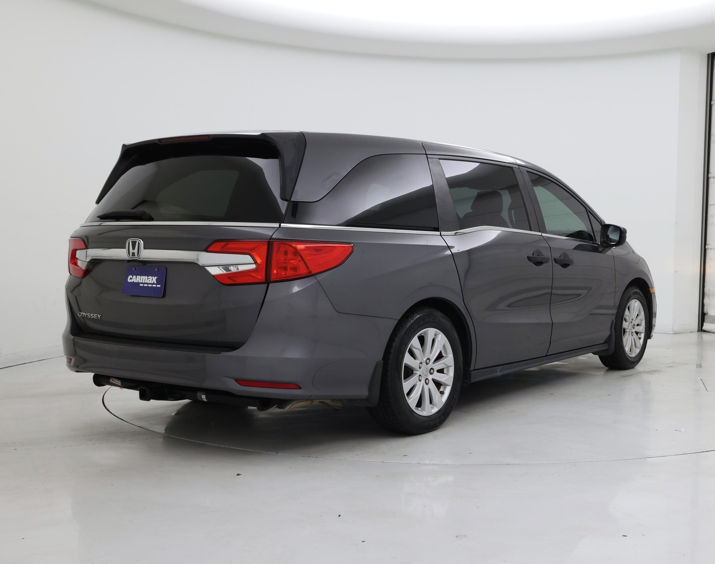 Thumbnail: 2019 Honda Odyssey - 8