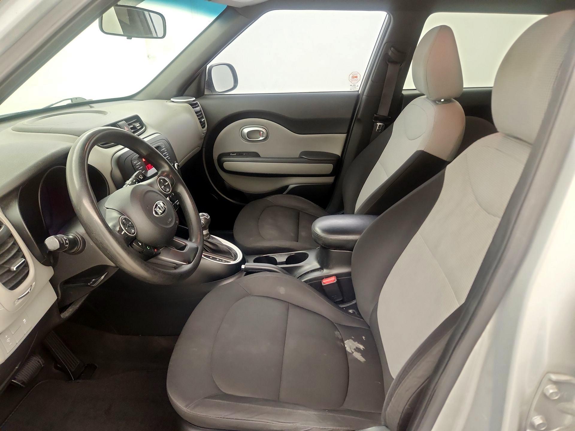 Thumbnail: 2016 Kia Soul - 11
