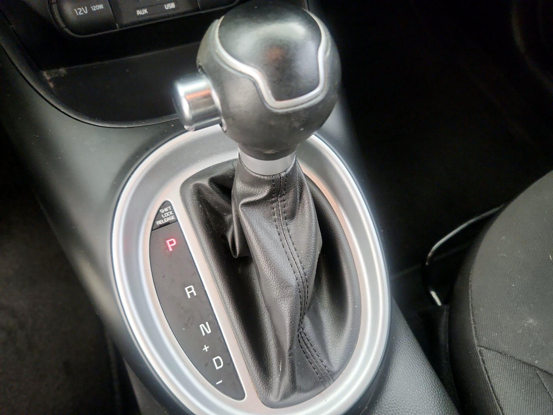 Thumbnail: 2016 Kia Soul - 16