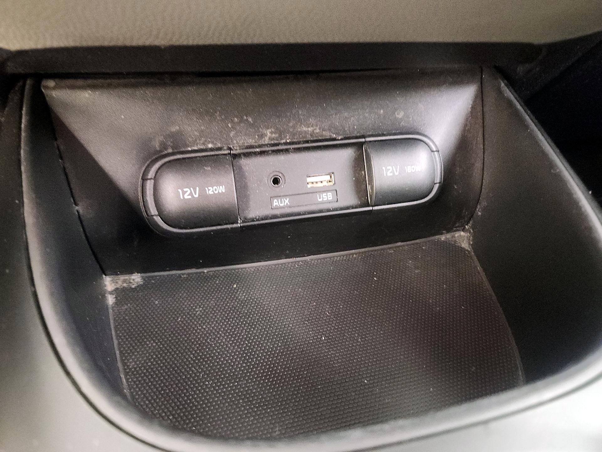 Thumbnail: 2016 Kia Soul - 17
