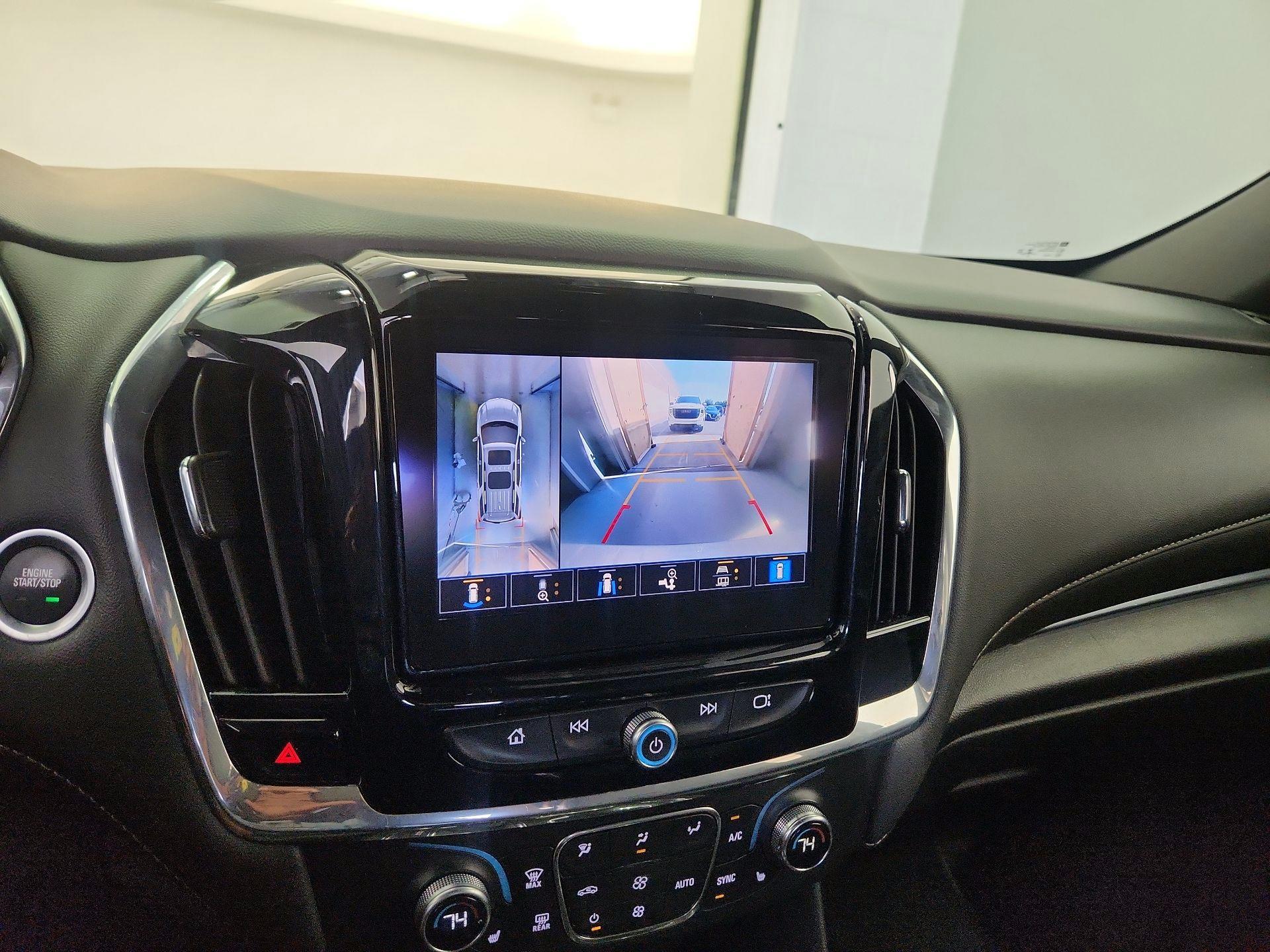 Thumbnail: 2023 Chevrolet Traverse - 14