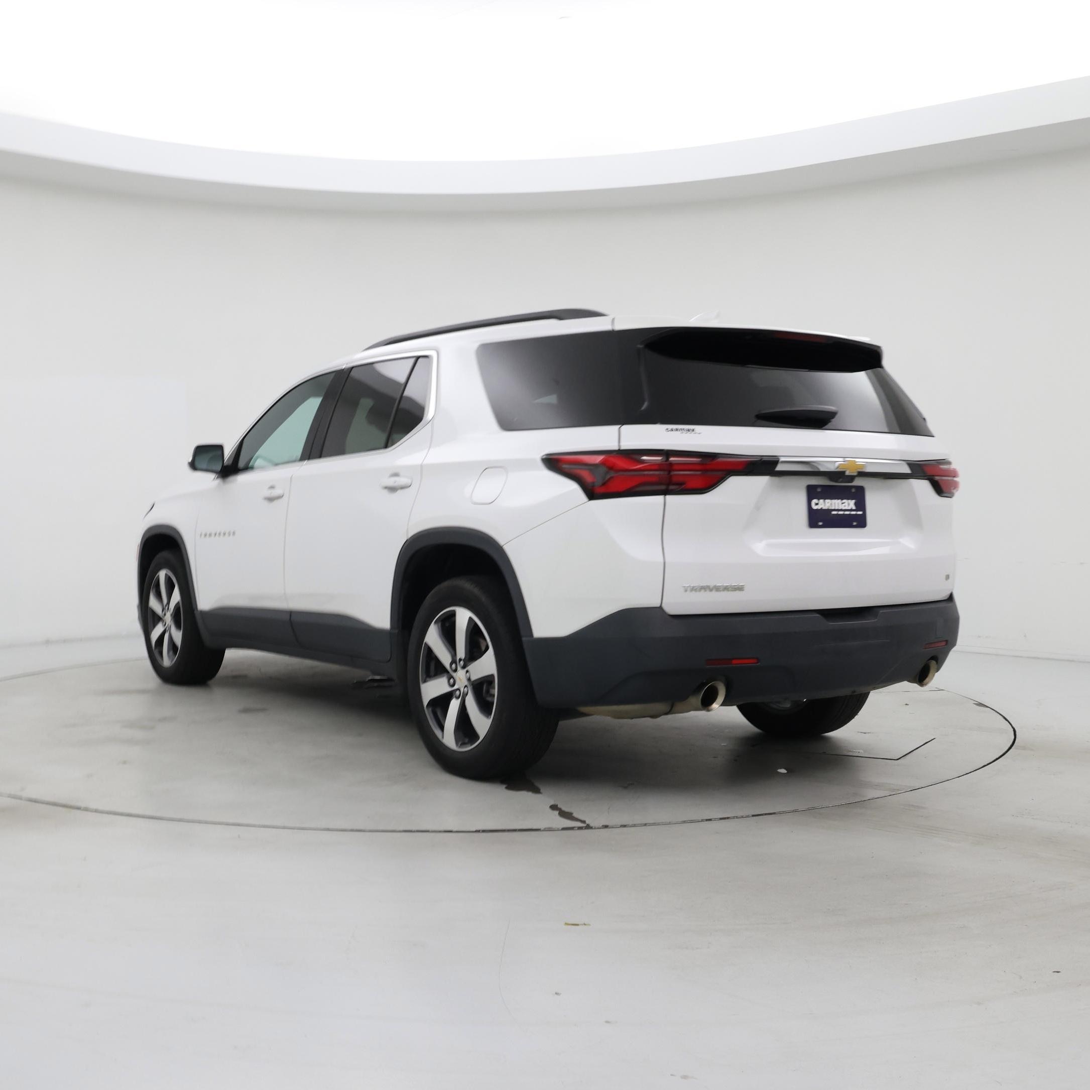 Thumbnail: 2023 Chevrolet Traverse - 2