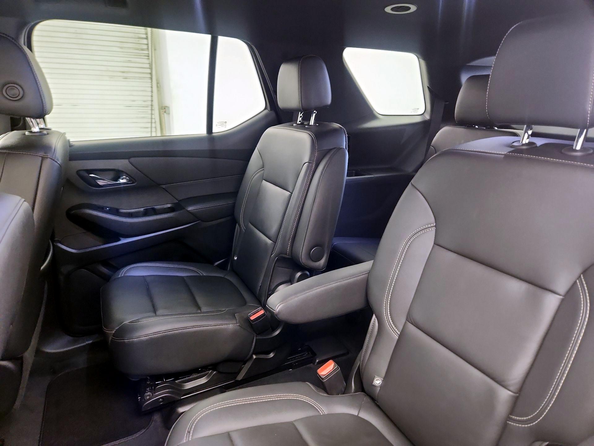 Thumbnail: 2023 Chevrolet Traverse - 19