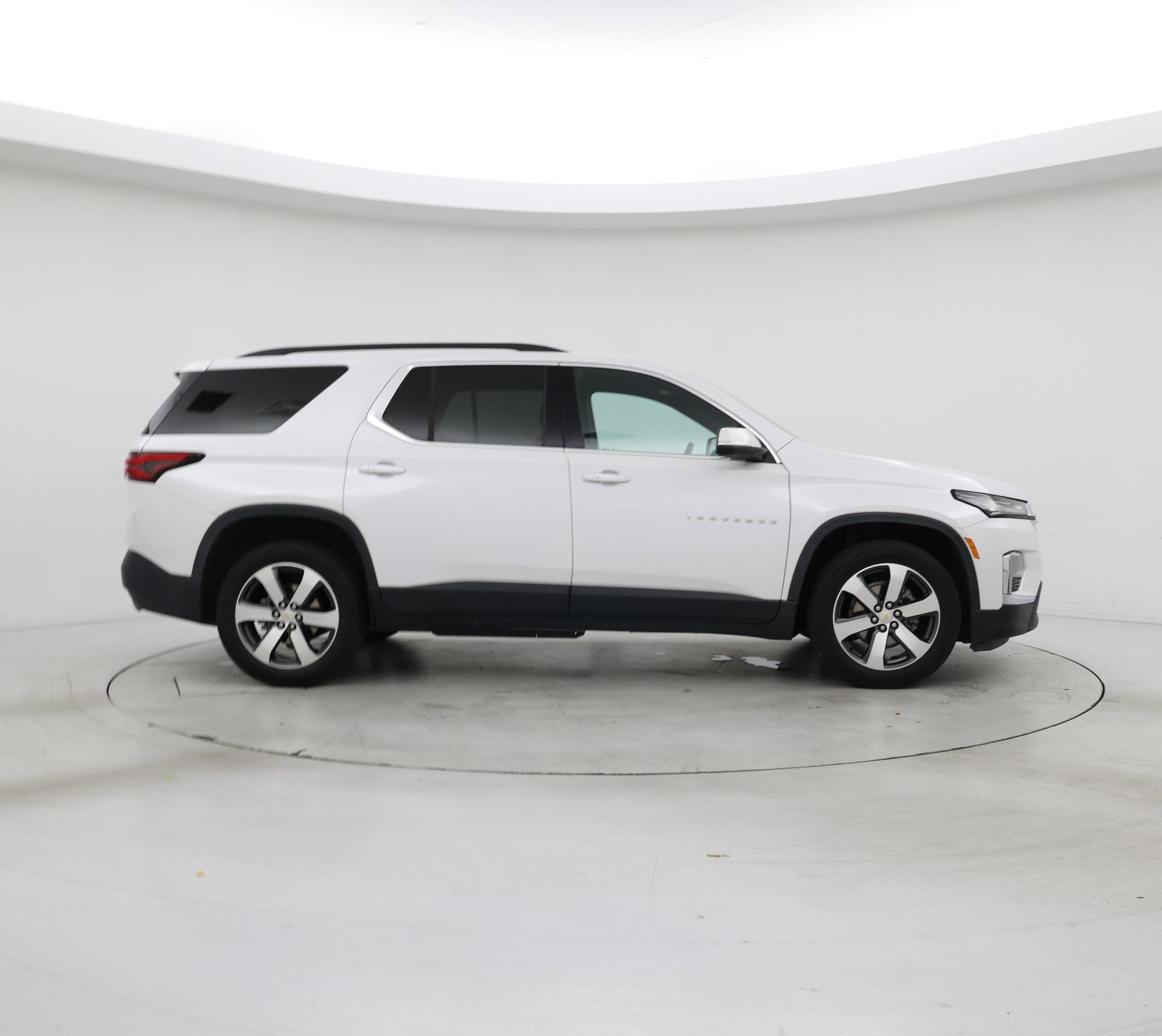 Thumbnail: 2023 Chevrolet Traverse - 7