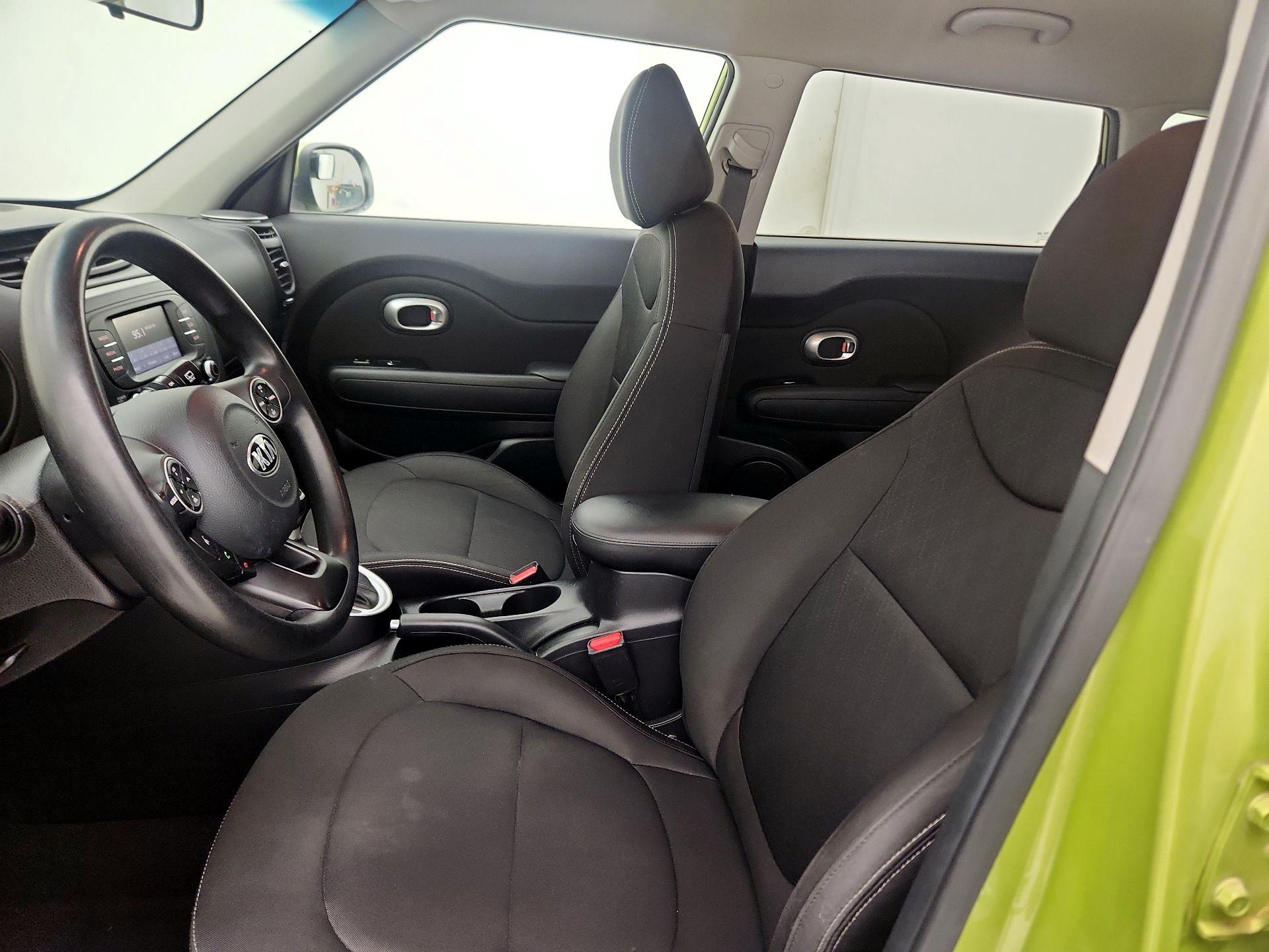 Thumbnail: 2017 Kia Soul - 11