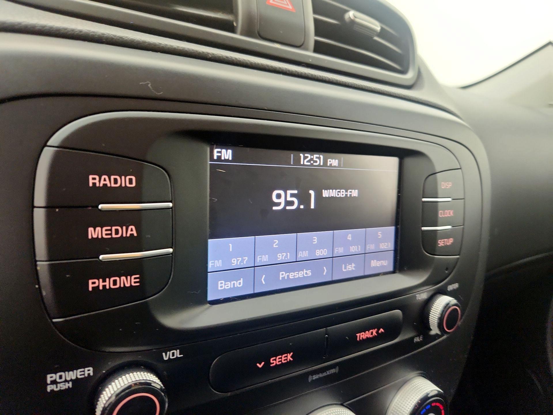 Thumbnail: 2017 Kia Soul - 15