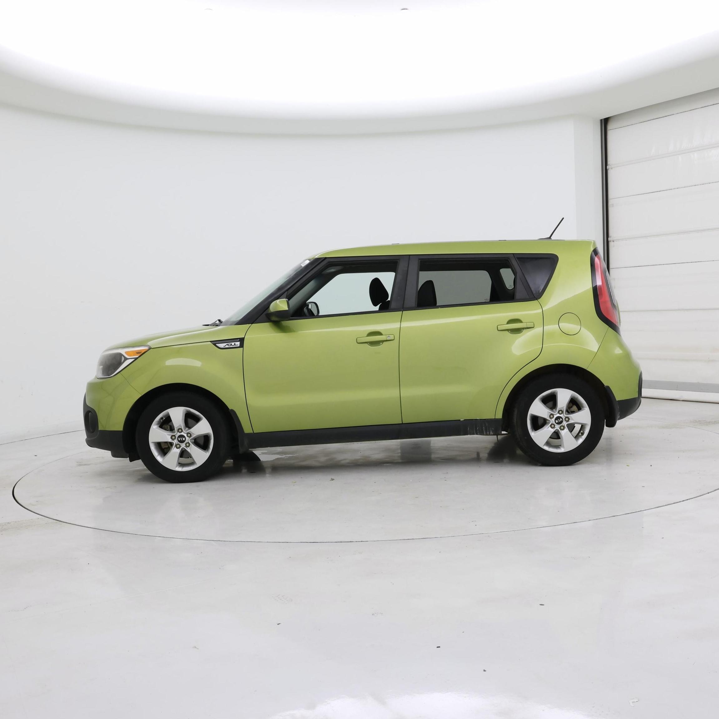 Thumbnail: 2017 Kia Soul - 3