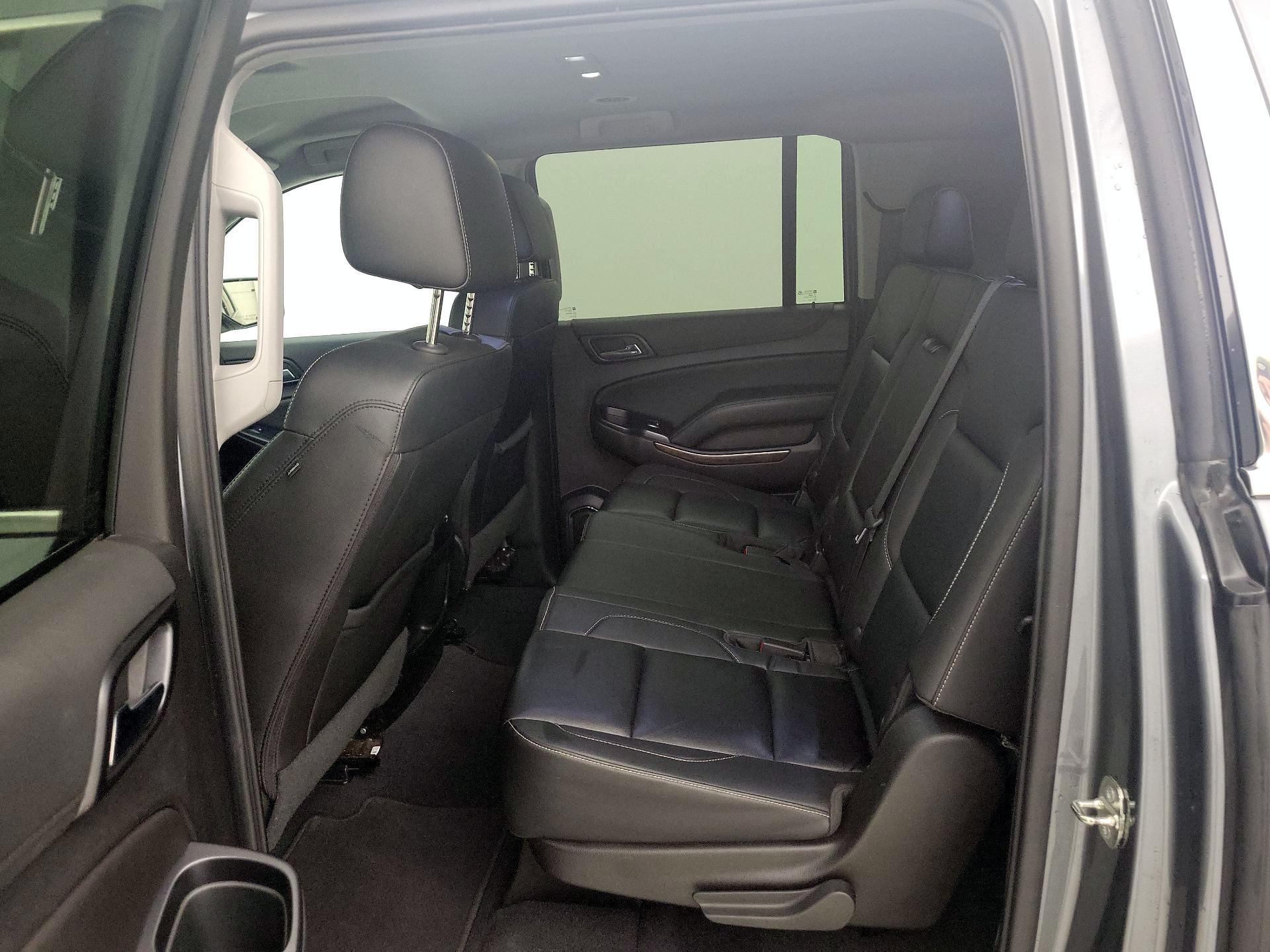 Thumbnail: 2019 Chevrolet Suburban - 19