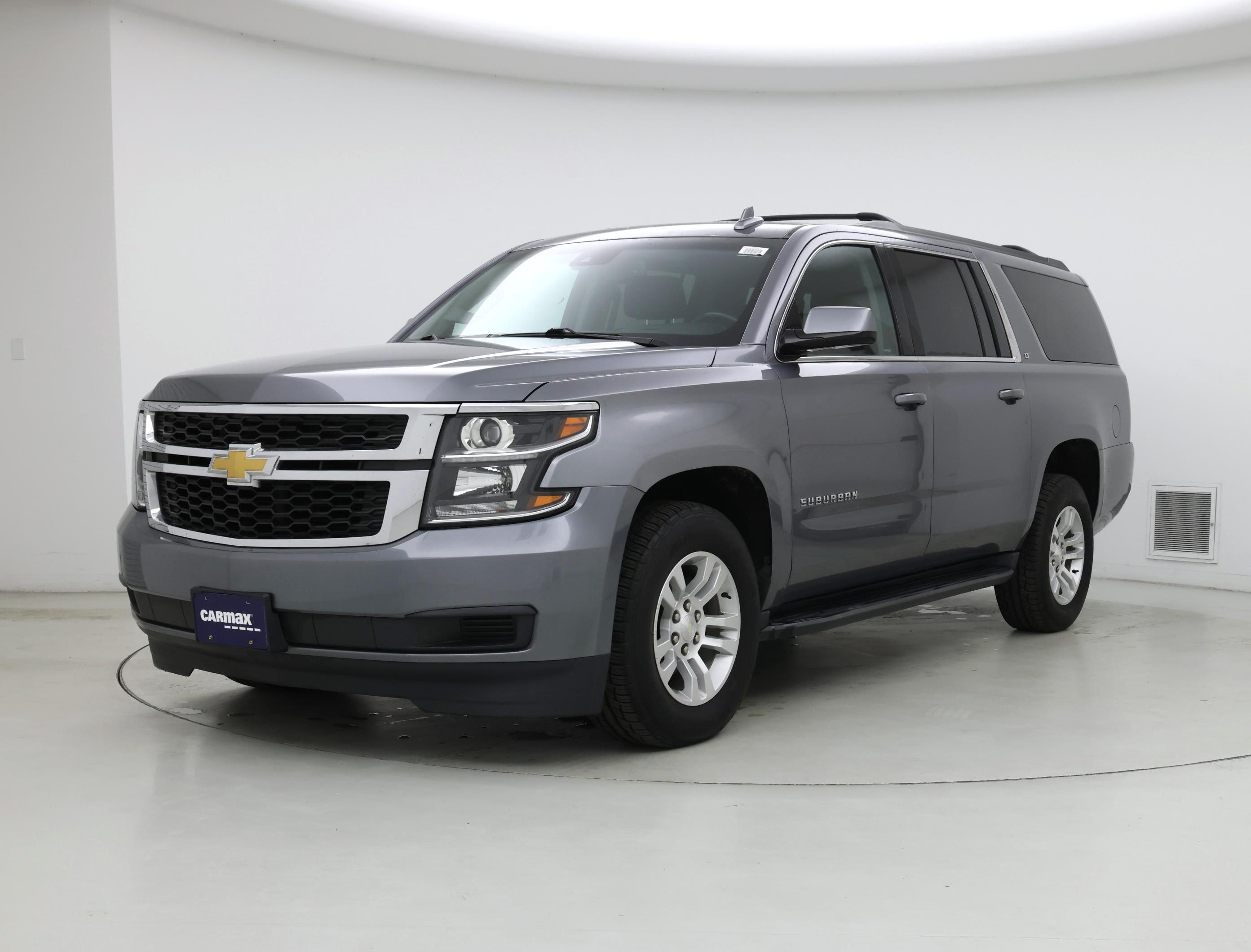 Thumbnail: 2019 Chevrolet Suburban - 4