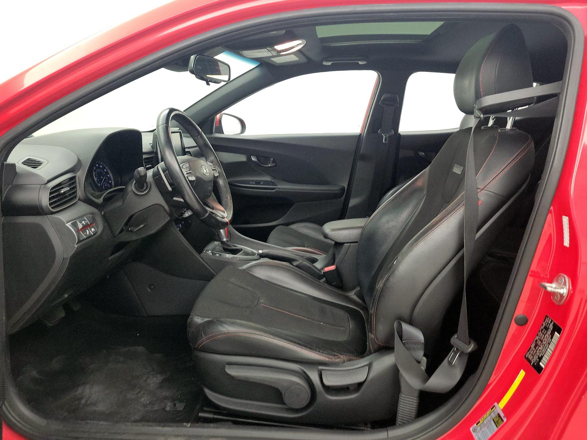 Thumbnail: 2019 Hyundai Veloster - 11