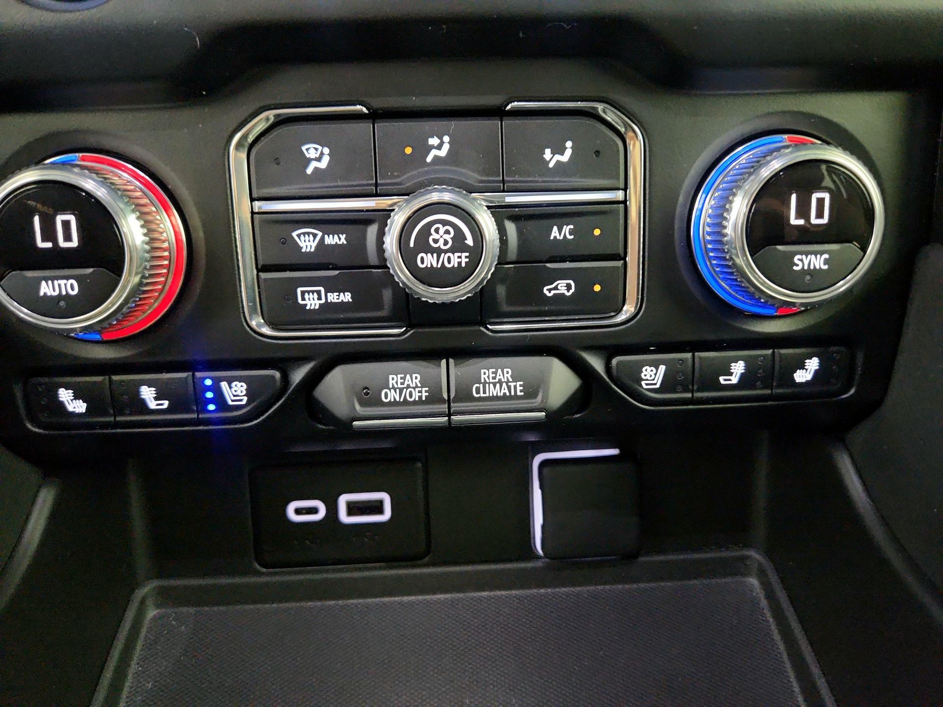 Thumbnail: 2024 GMC Yukon - 17