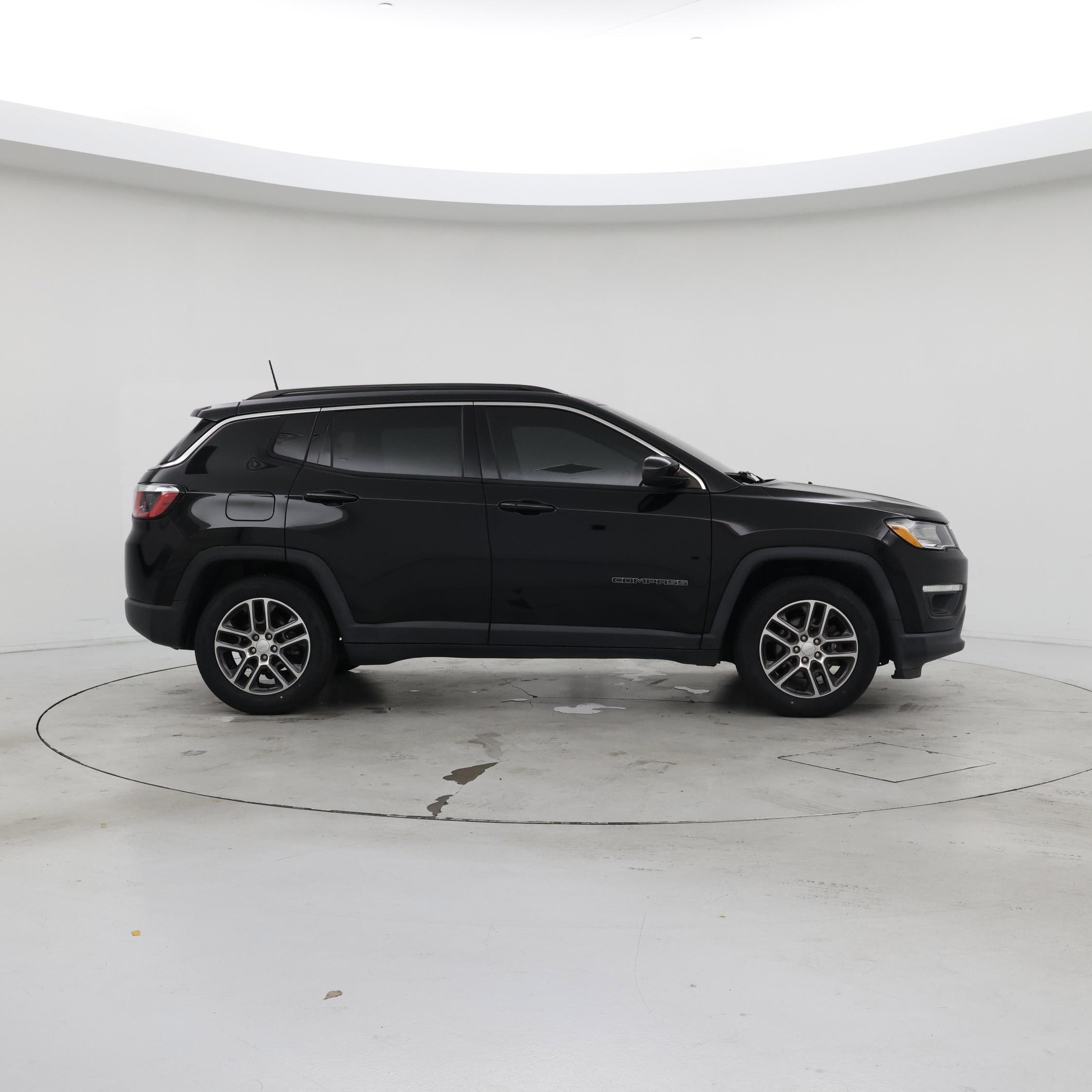 Thumbnail: 2020 Jeep Compass - 7