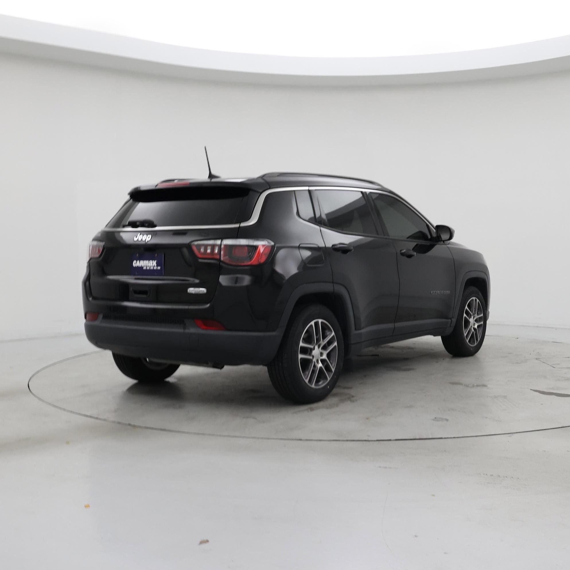 Thumbnail: 2020 Jeep Compass - 8