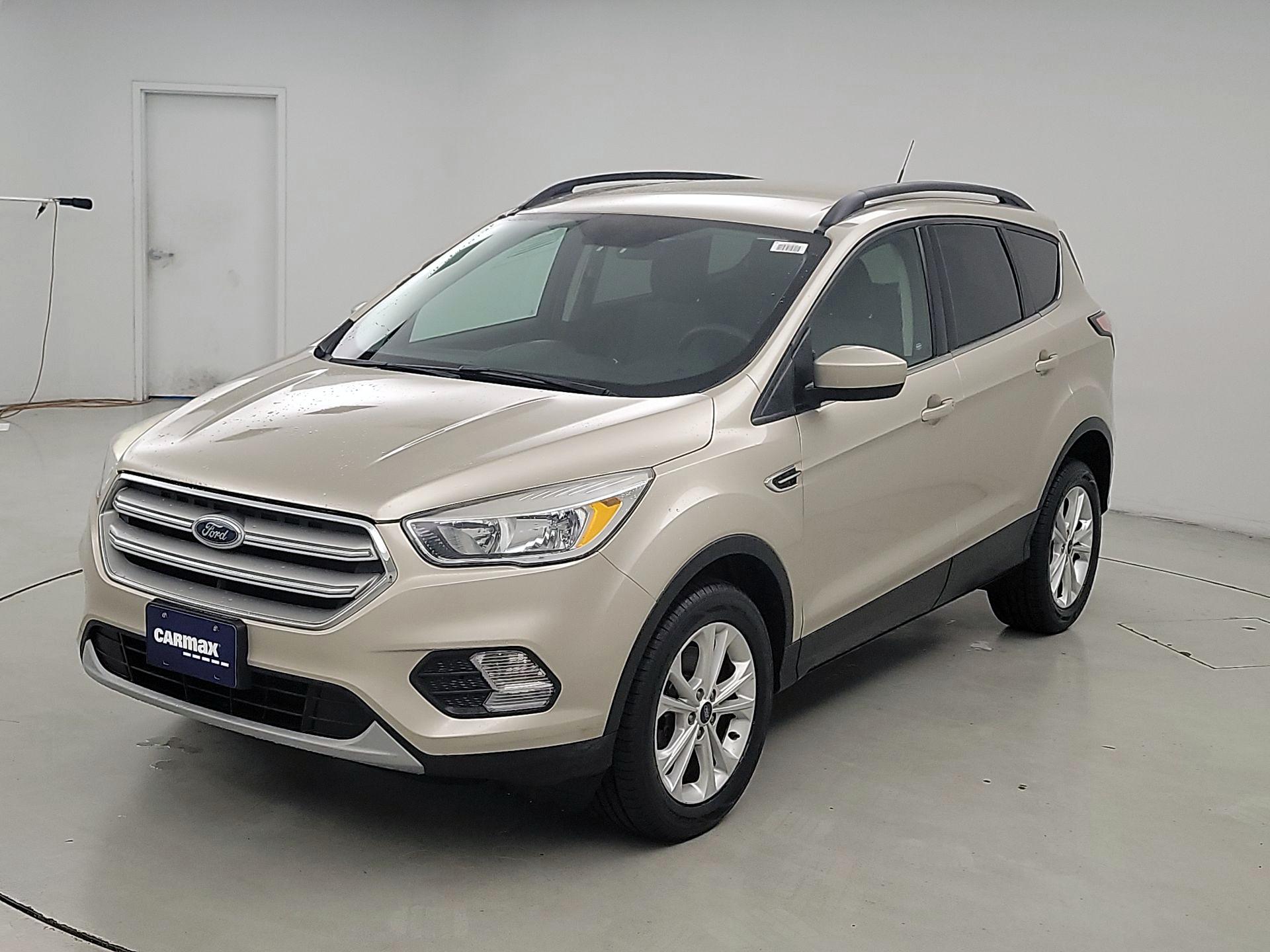 Thumbnail: 2018 Ford Escape - 3
