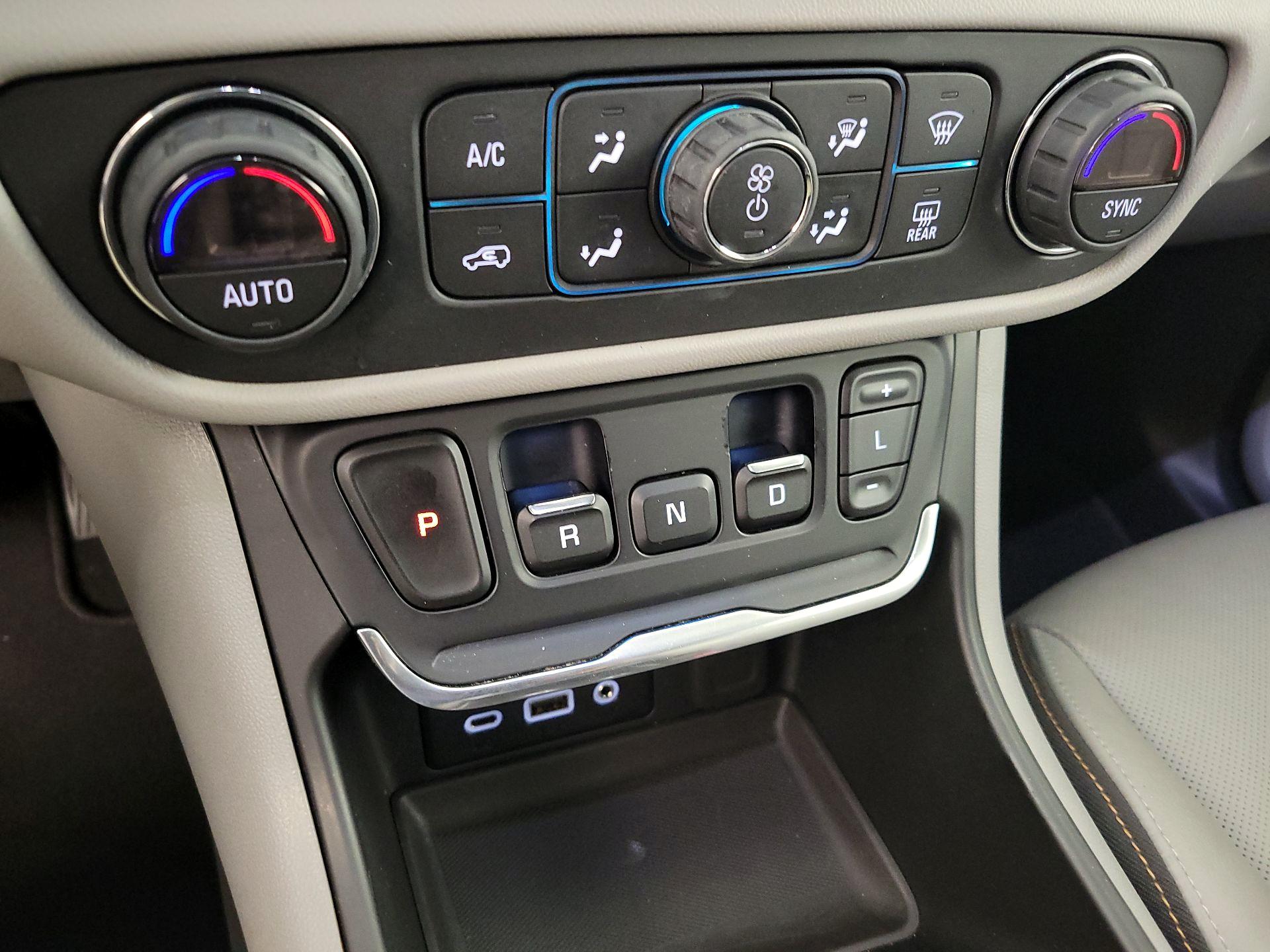 Thumbnail: 2018 GMC Terrain - 15