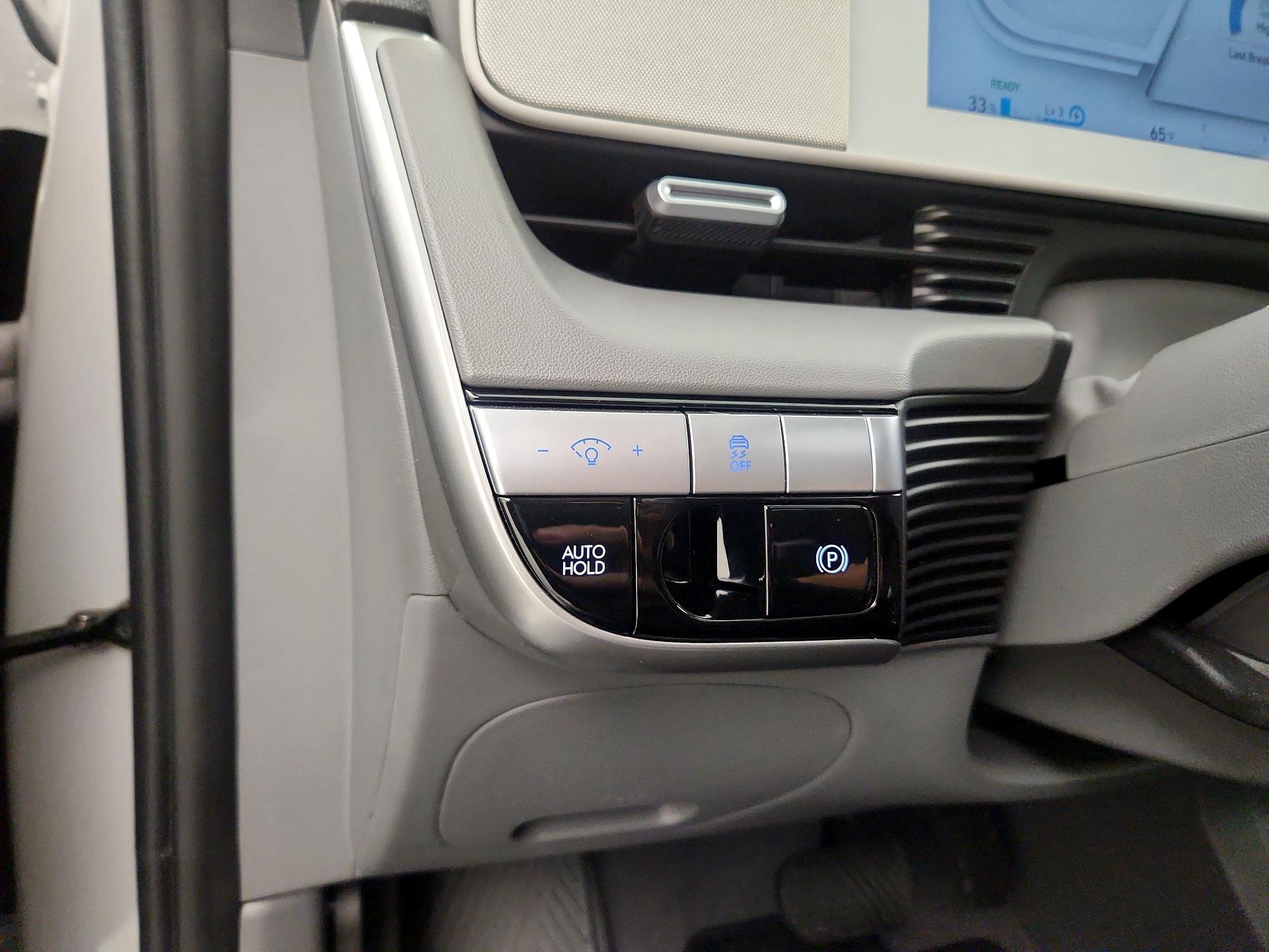 Thumbnail: 2024 Hyundai Ioniq 5 - 13