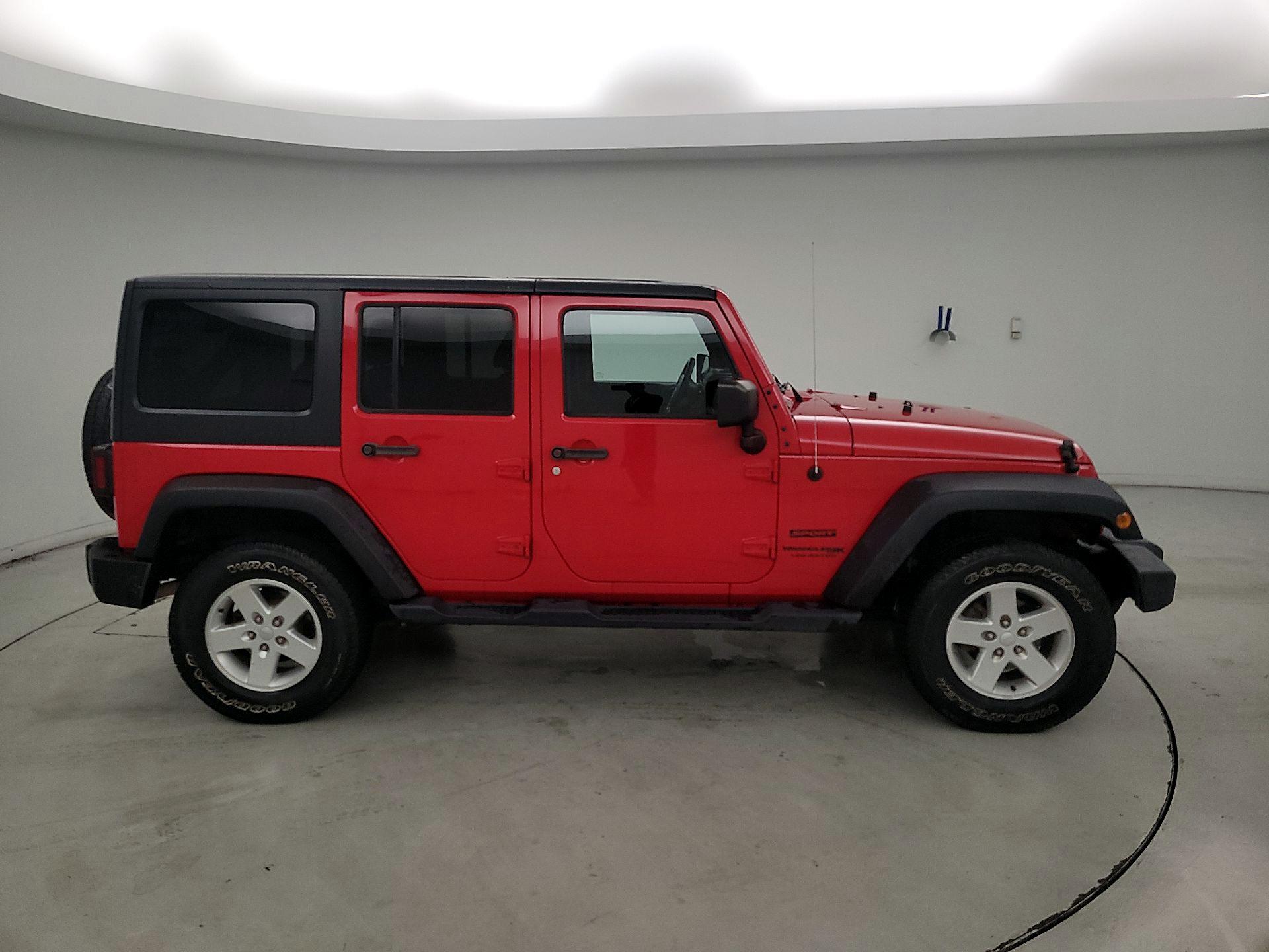 Thumbnail: 2018 Jeep Wrangler - 4