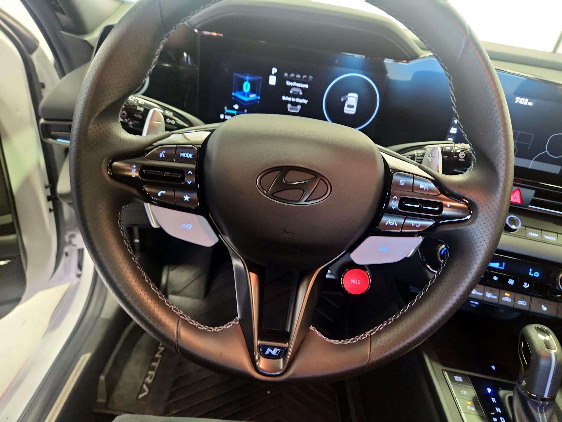 Thumbnail: 2024 Hyundai Elantra - 10