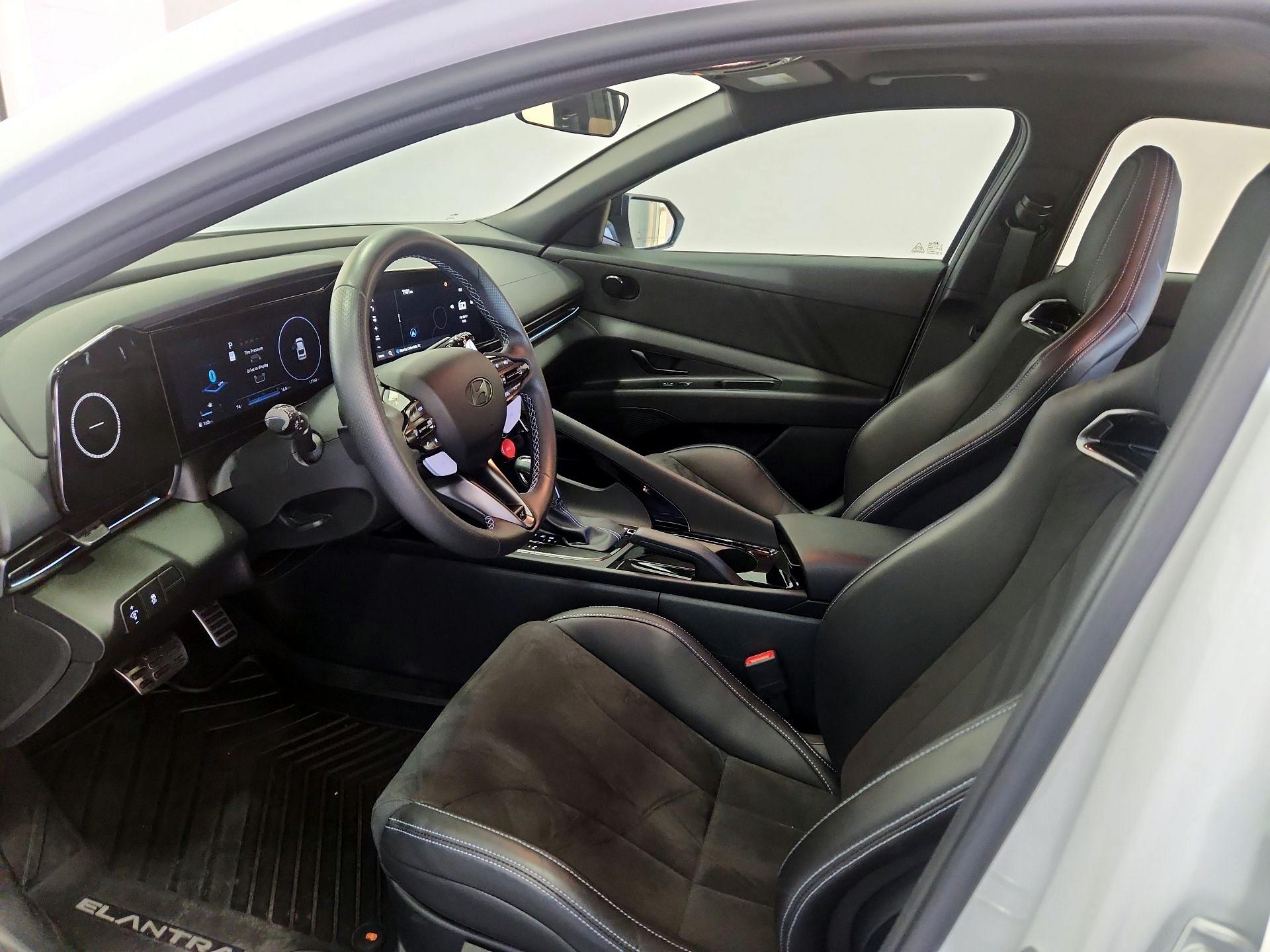 Thumbnail: 2024 Hyundai Elantra - 11