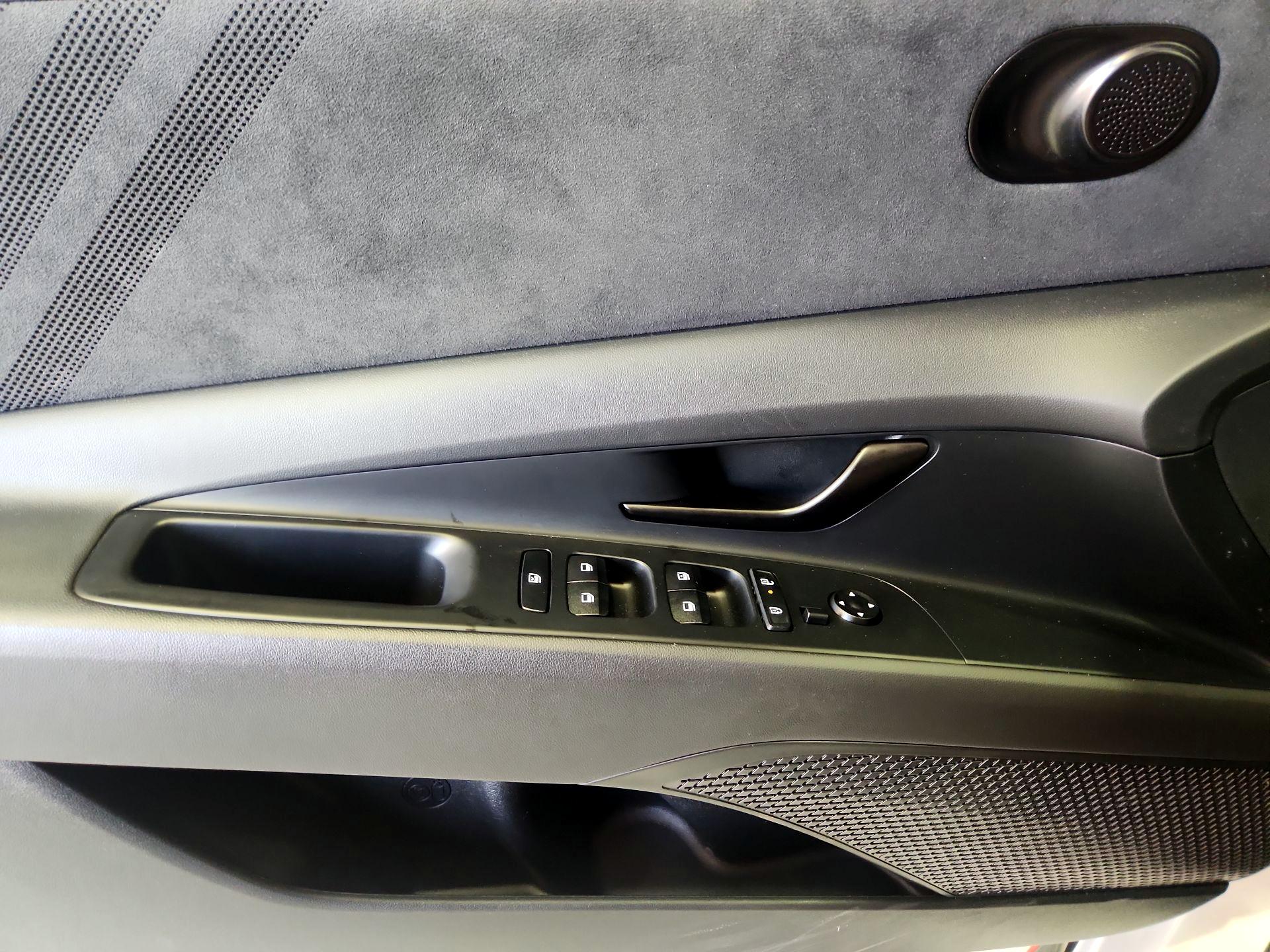 Thumbnail: 2024 Hyundai Elantra - 12