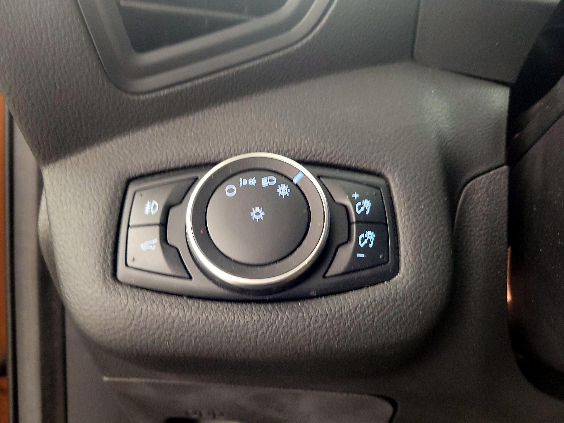 Thumbnail: 2017 Ford Escape - 13