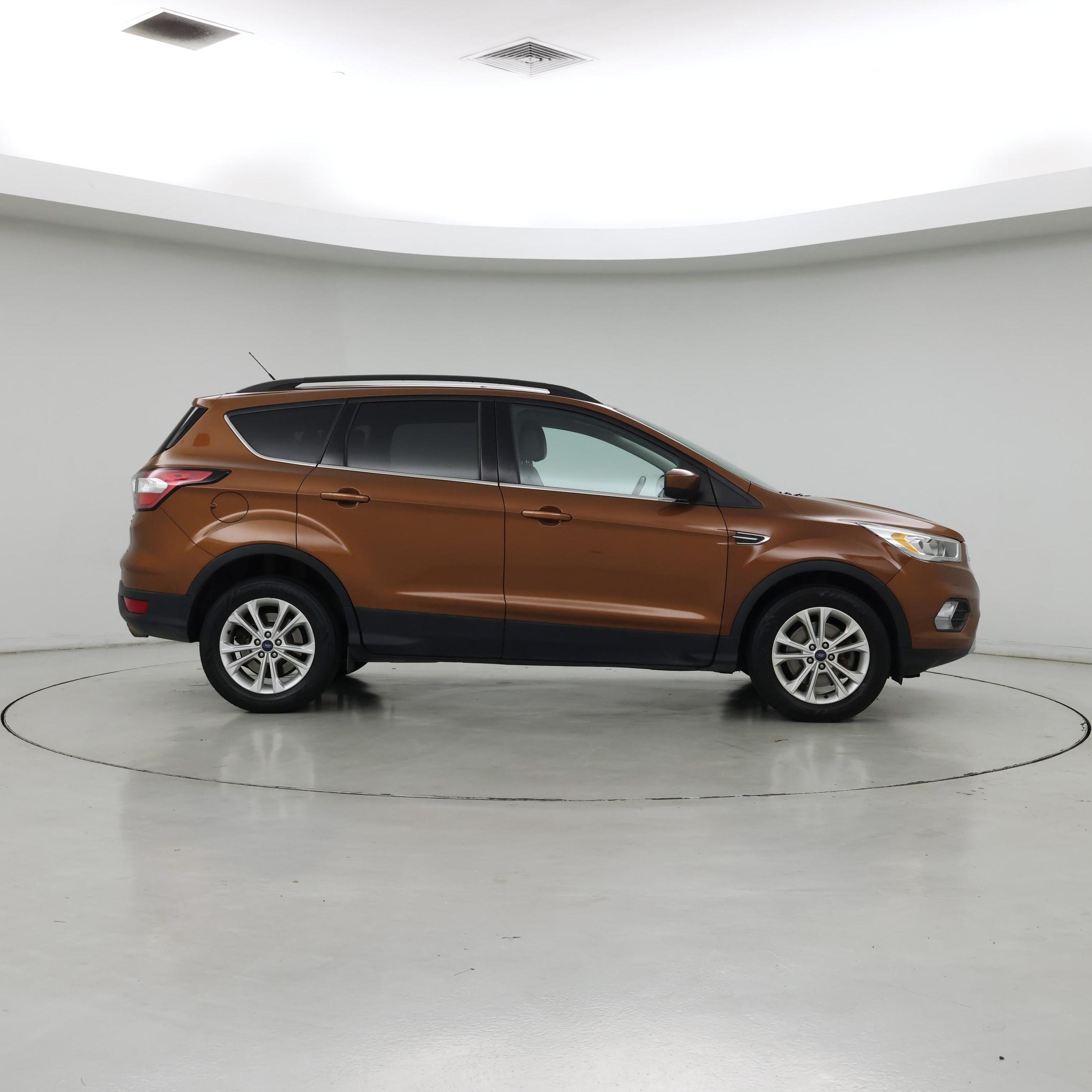 Thumbnail: 2017 Ford Escape - 7