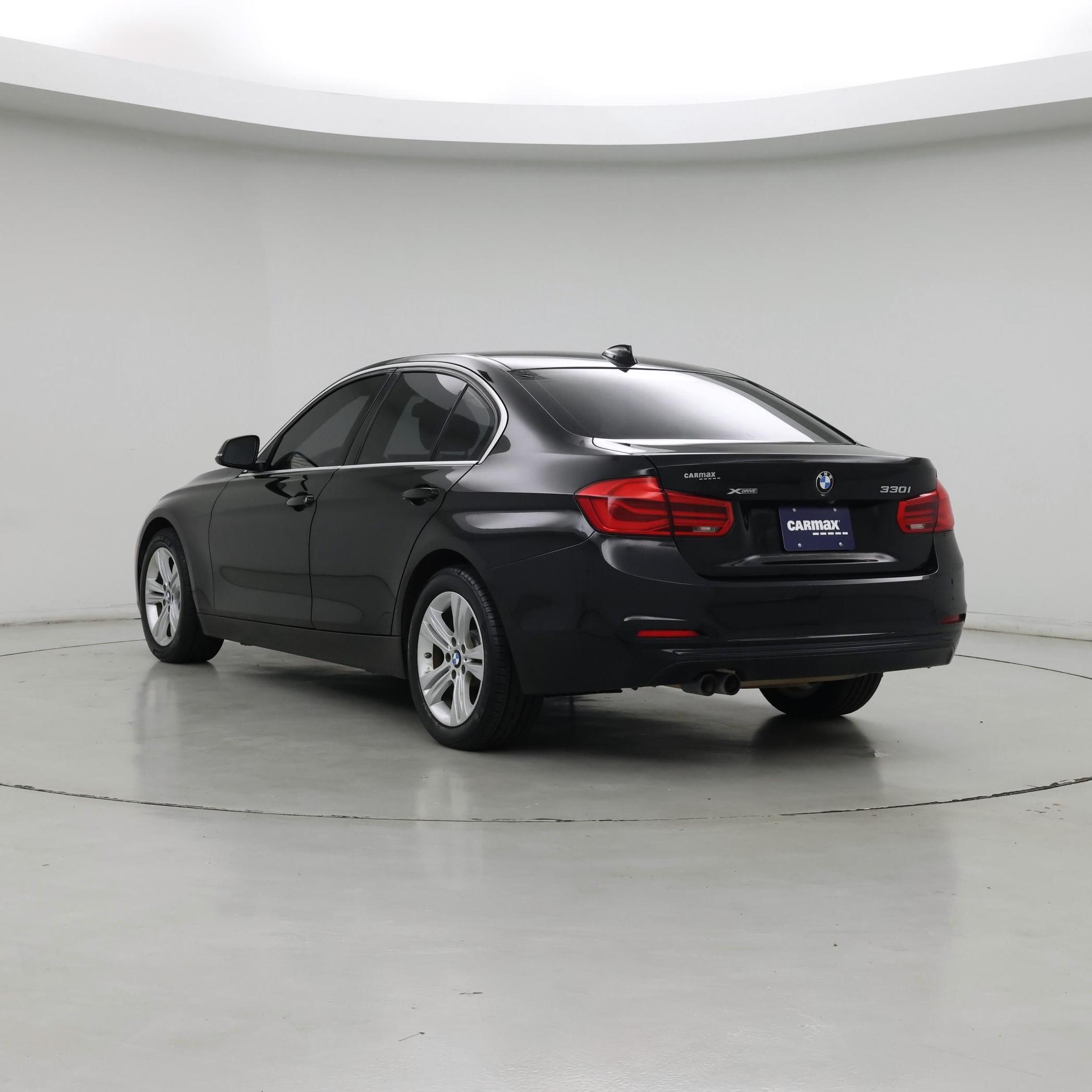 Thumbnail: 2018 BMW 3 Series - 2