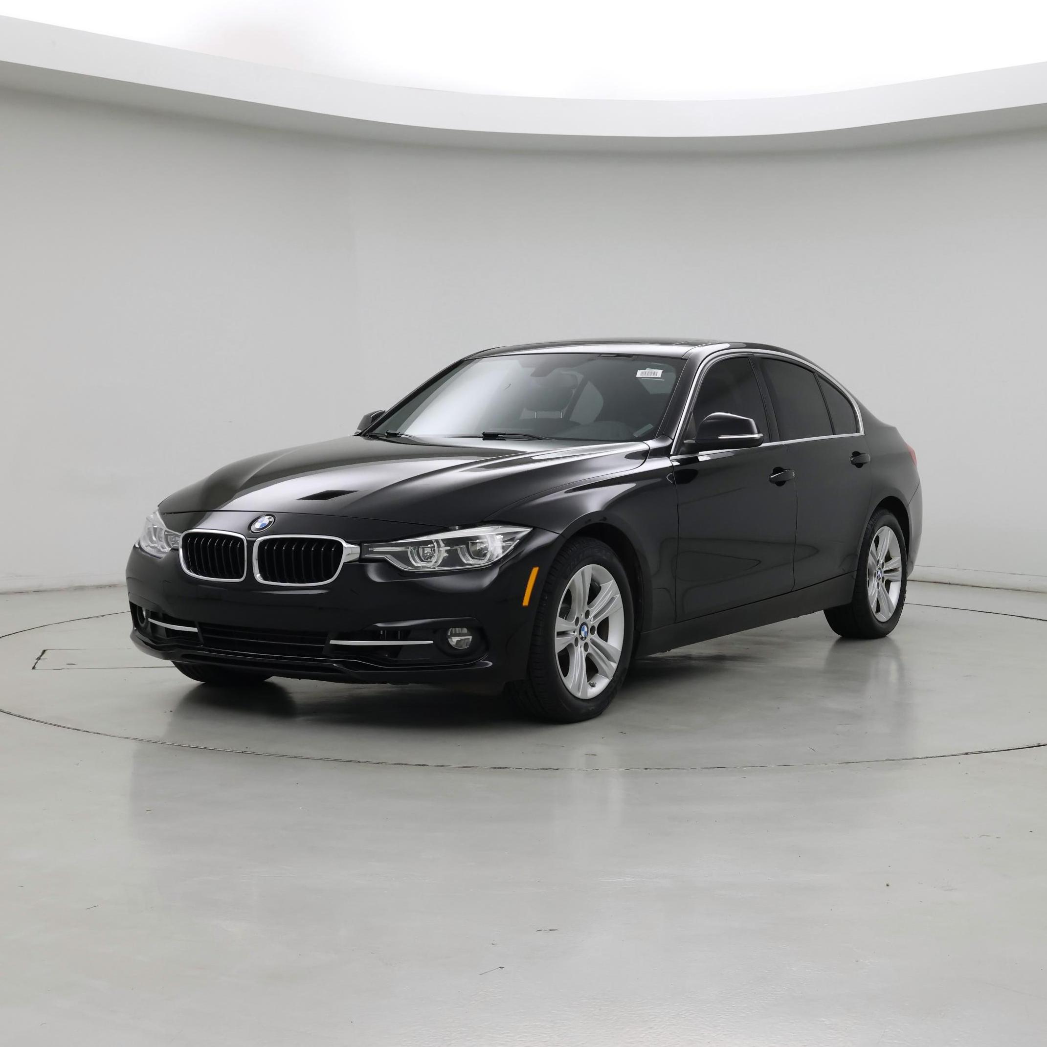 Thumbnail: 2018 BMW 3 Series - 4