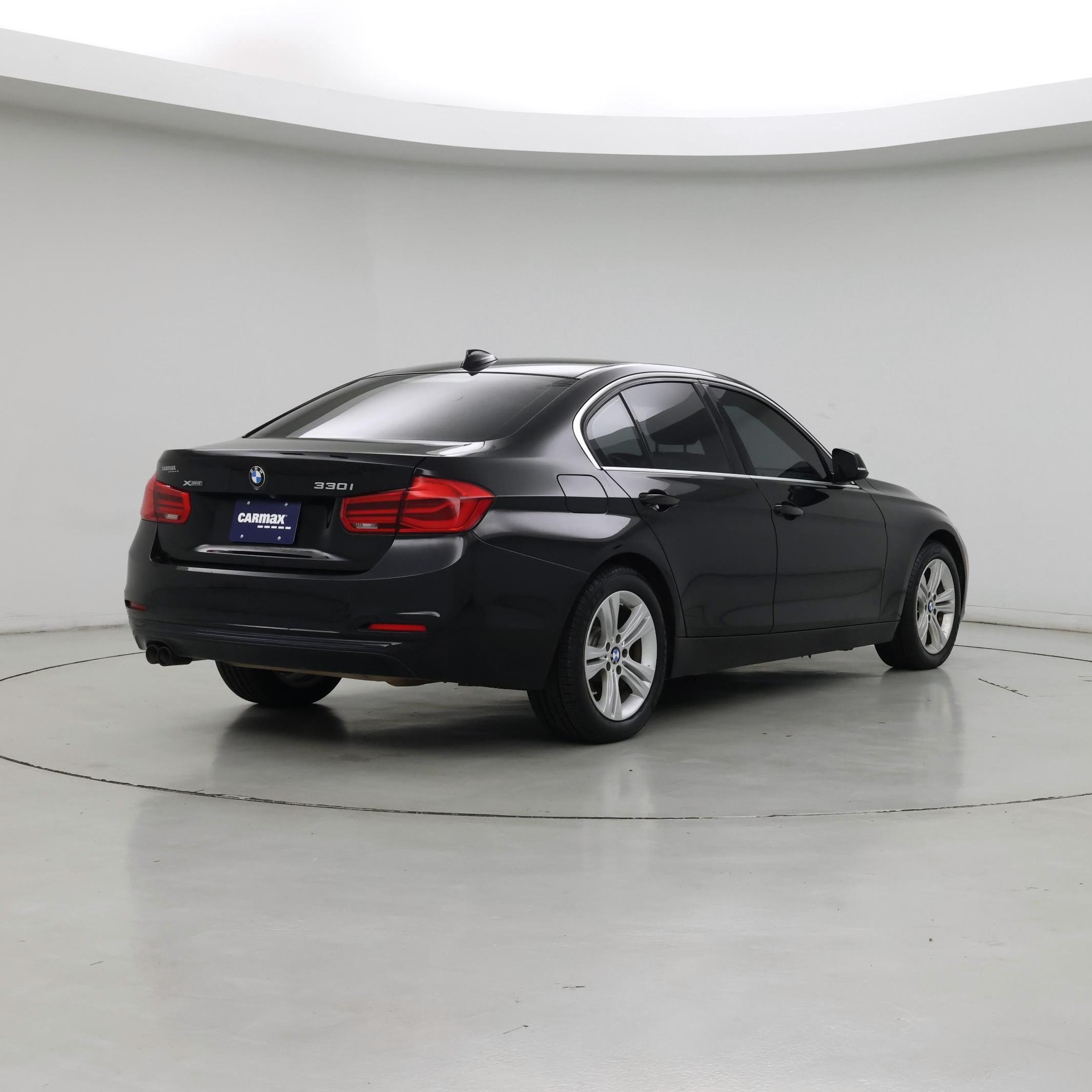Thumbnail: 2018 BMW 3 Series - 8