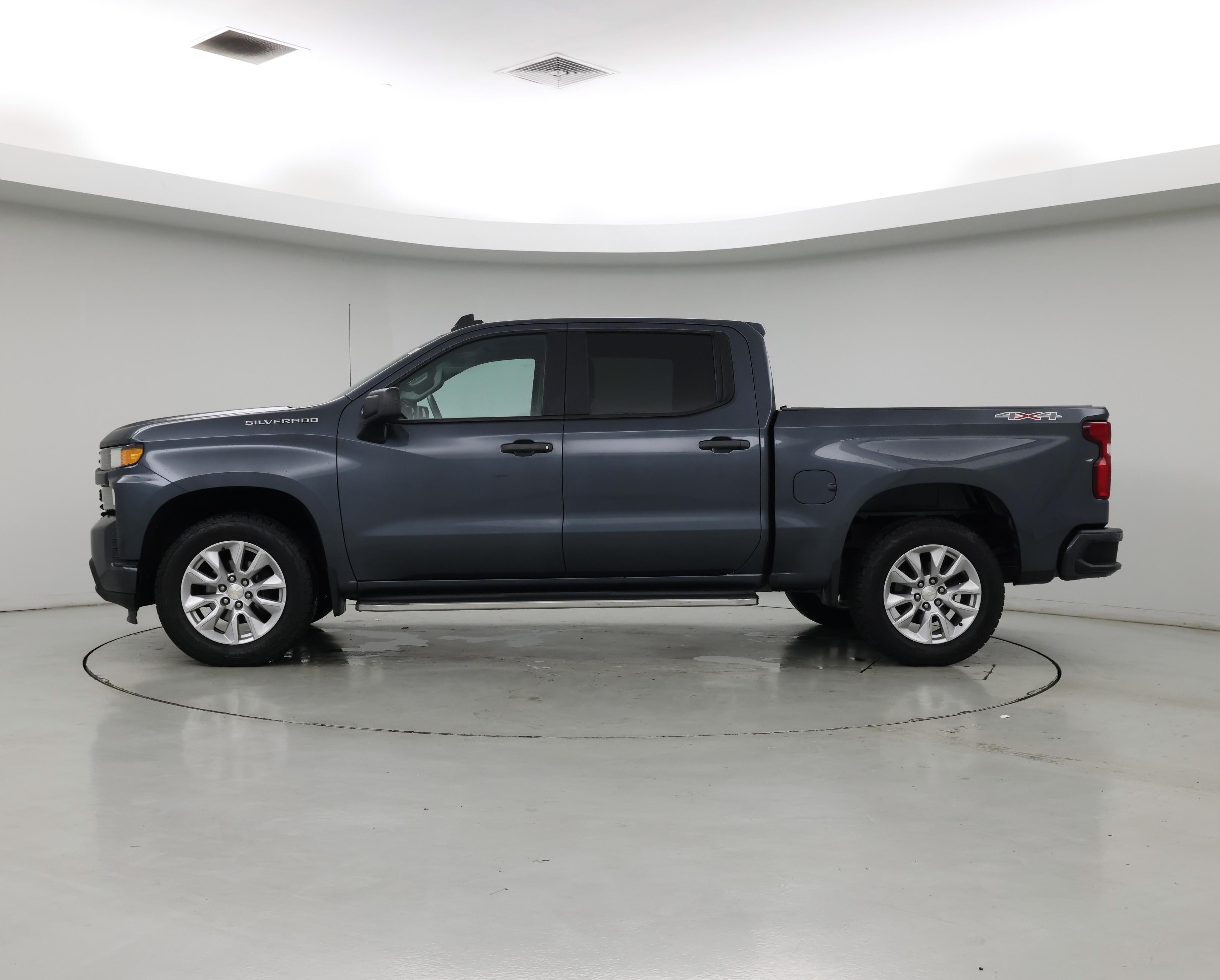 Thumbnail: 2019 Chevrolet Silverado 1500 - 3