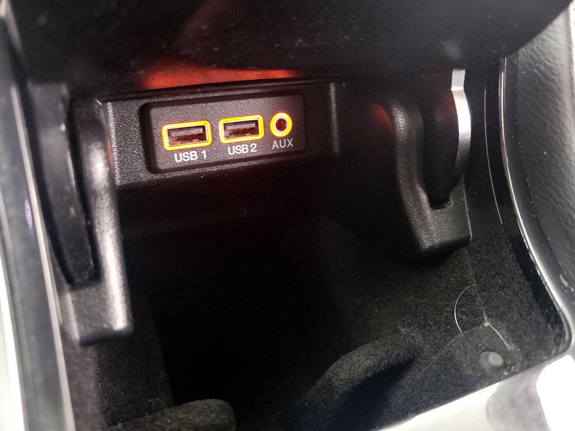 Thumbnail: 2018 Nissan Maxima - 17