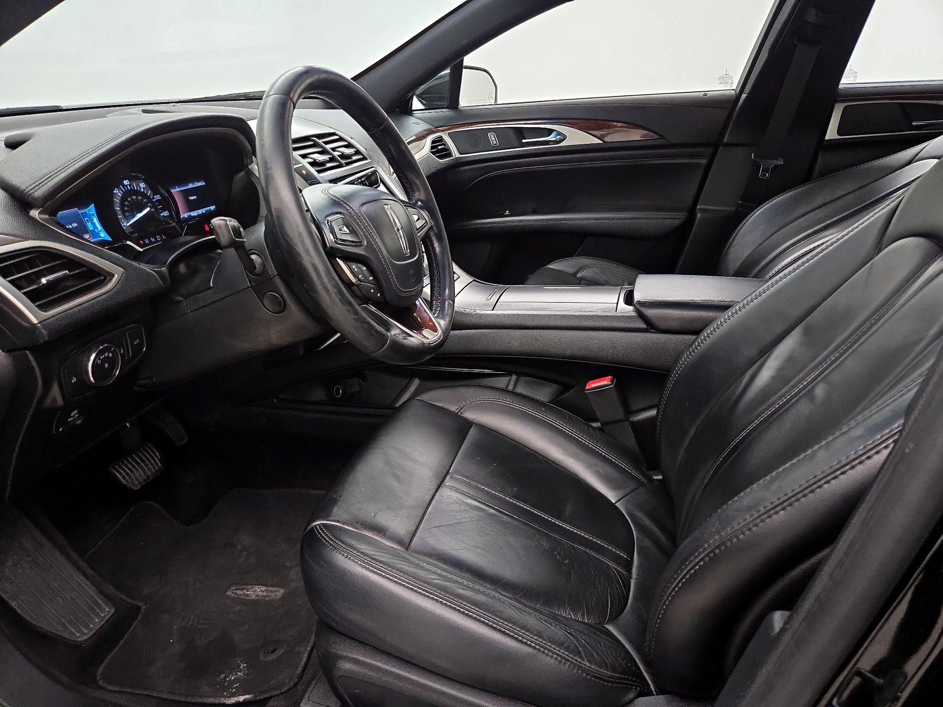Thumbnail: 2017 Lincoln MKZ - 11