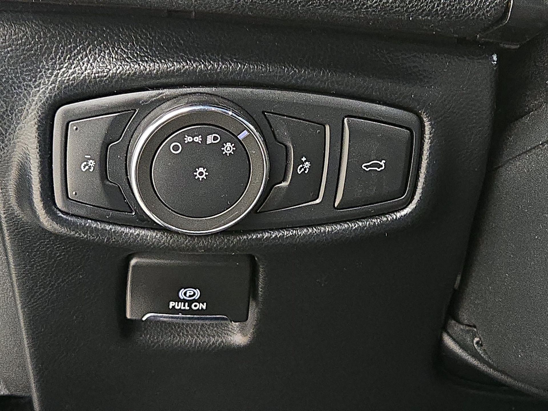 Thumbnail: 2017 Lincoln MKZ - 13