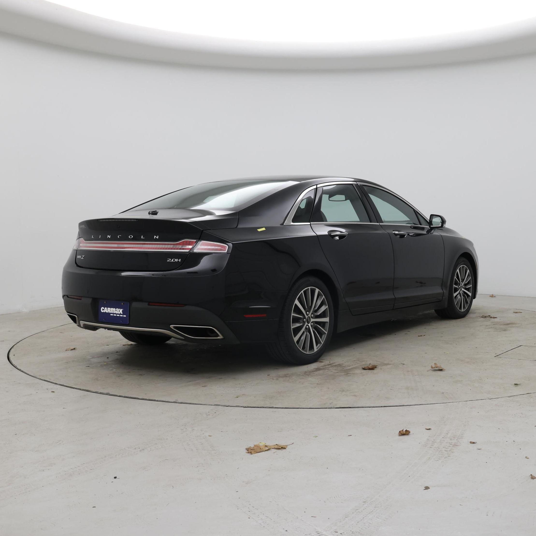 Thumbnail: 2017 Lincoln MKZ - 8